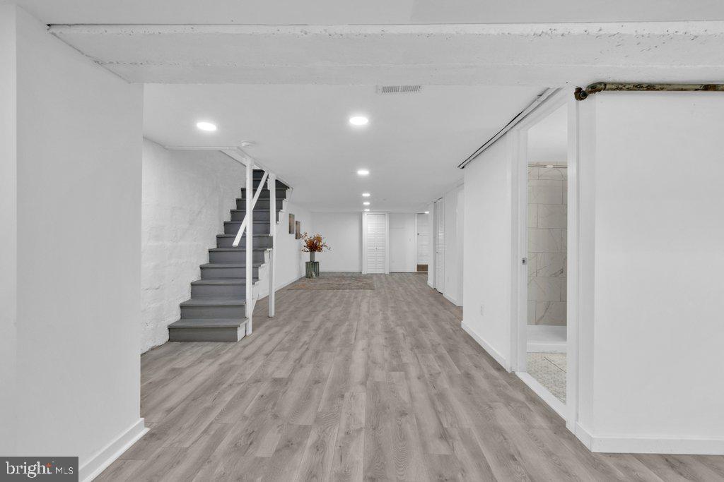 CLIFTON PARK - Residential