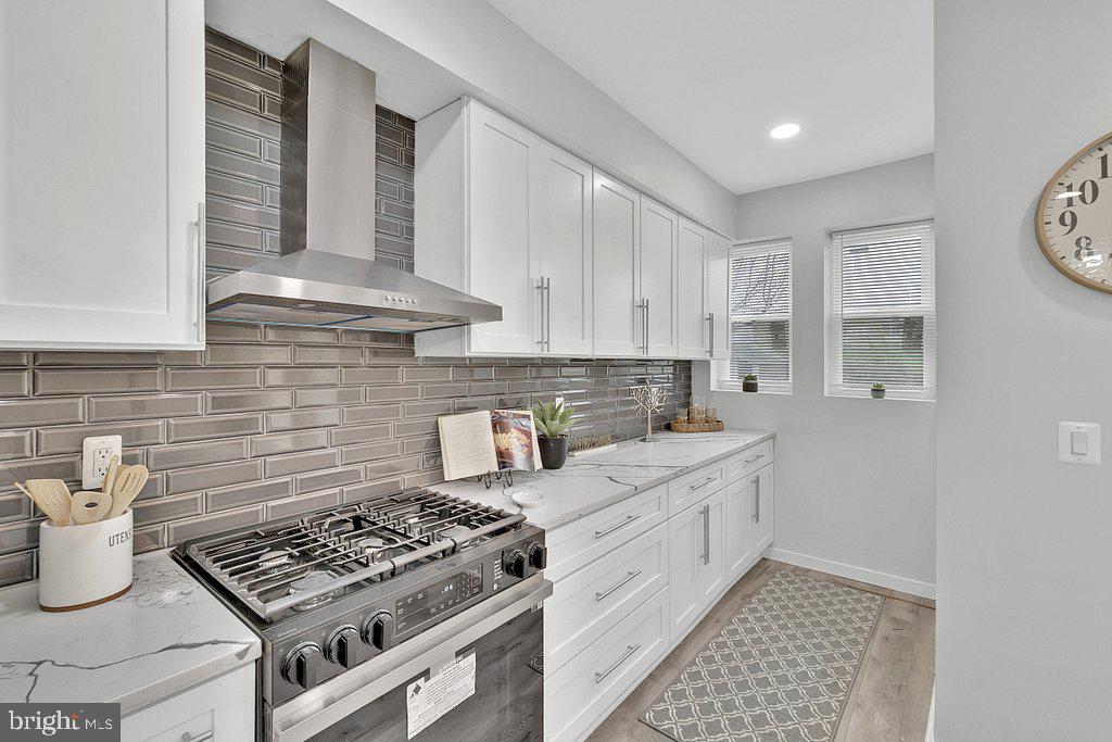 CLIFTON PARK - Residential