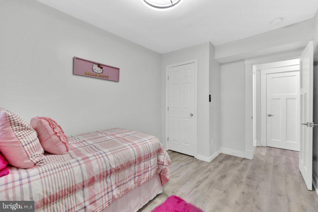 CLIFTON PARK - Residential