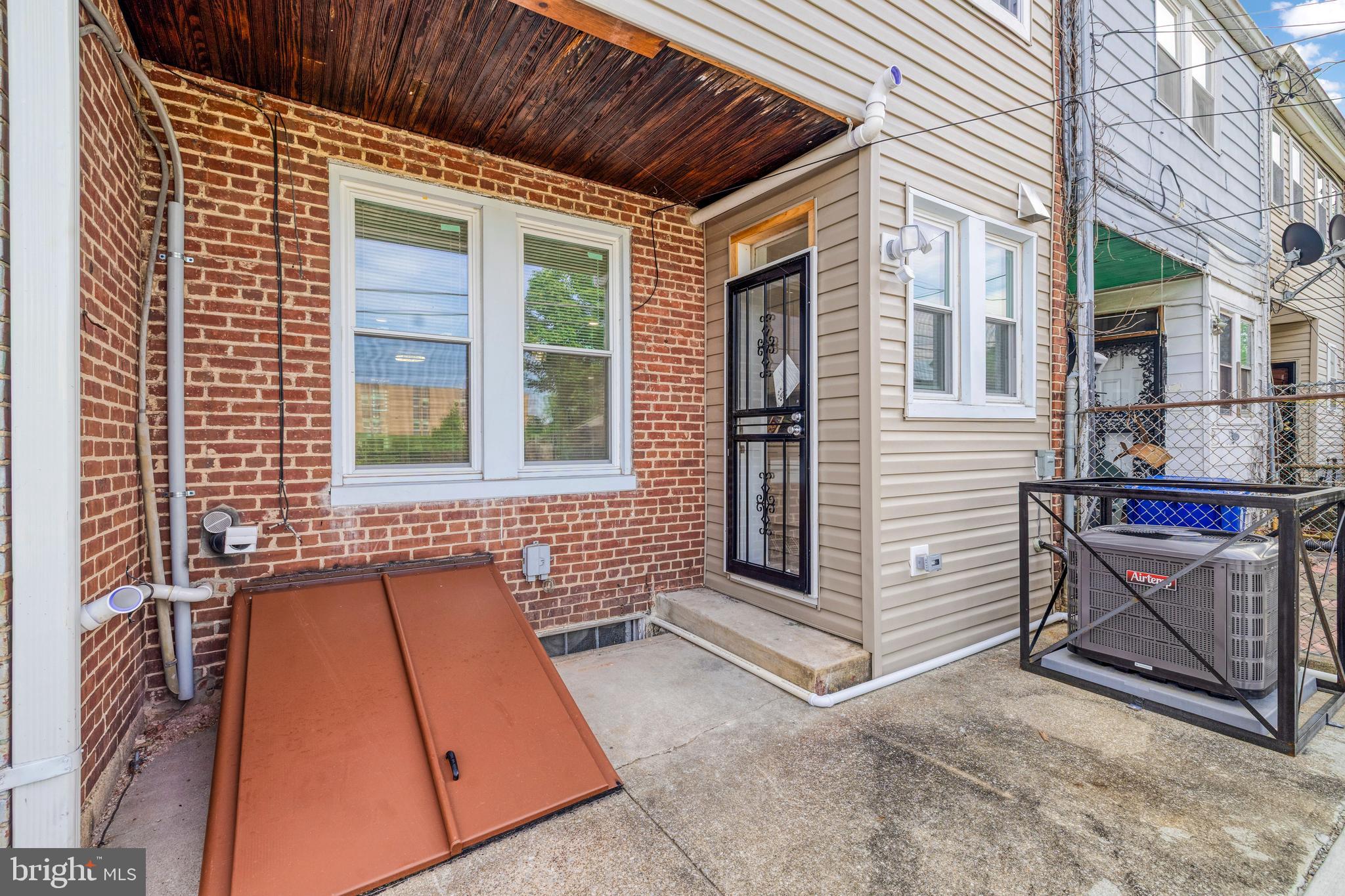 CLIFTON PARK - Residential