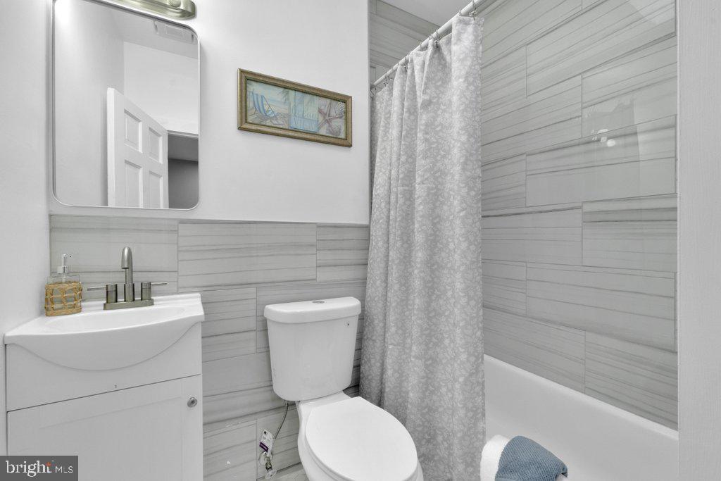 CLIFTON PARK - Residential