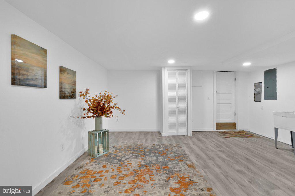 CLIFTON PARK - Residential