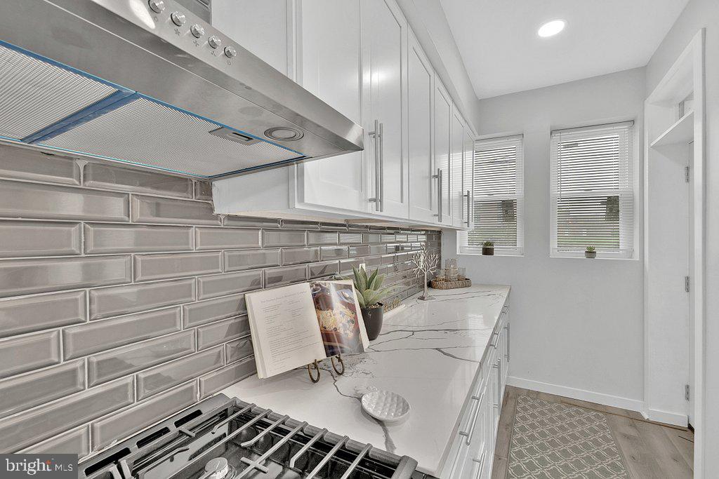 CLIFTON PARK - Residential