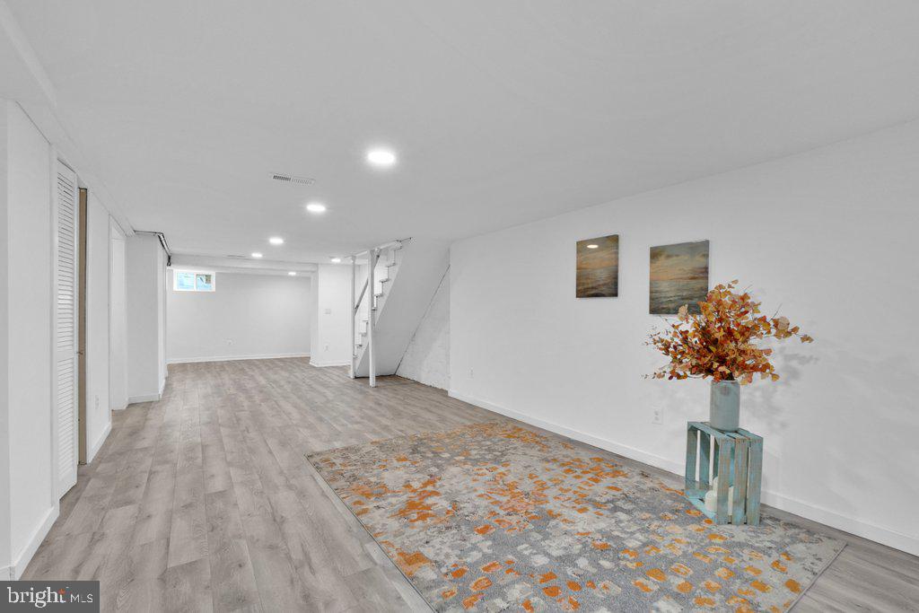 CLIFTON PARK - Residential