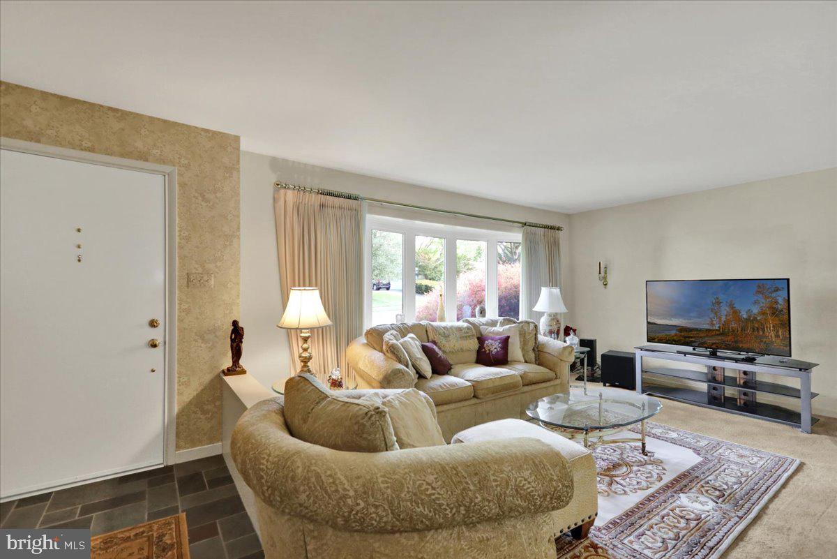 MILBETH VILLAGE - Residential