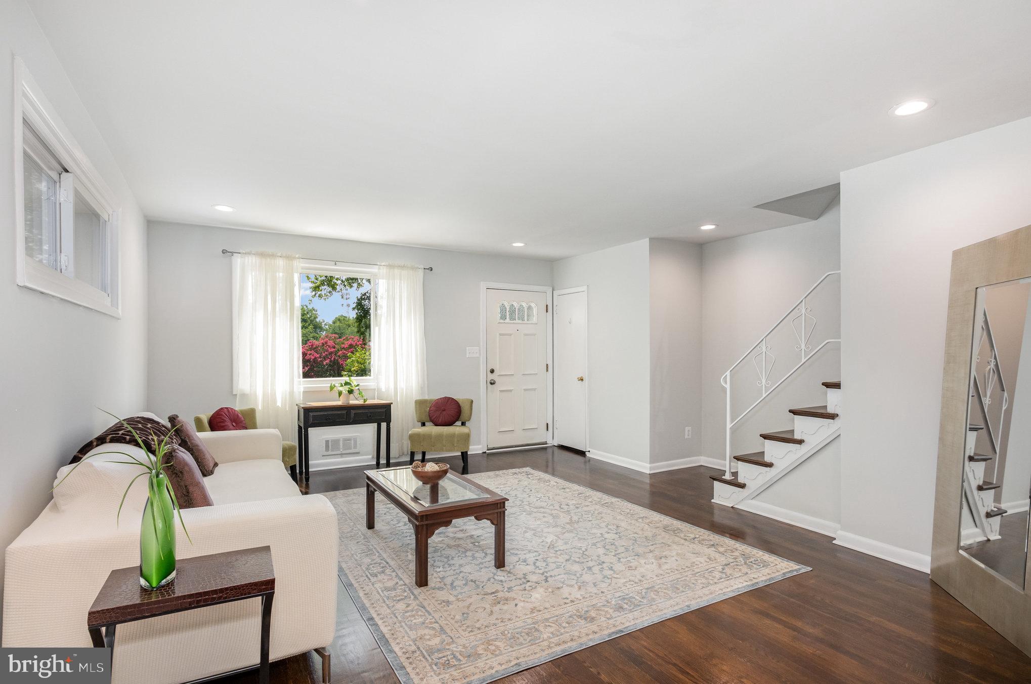 2248 ELLEN AVENUE