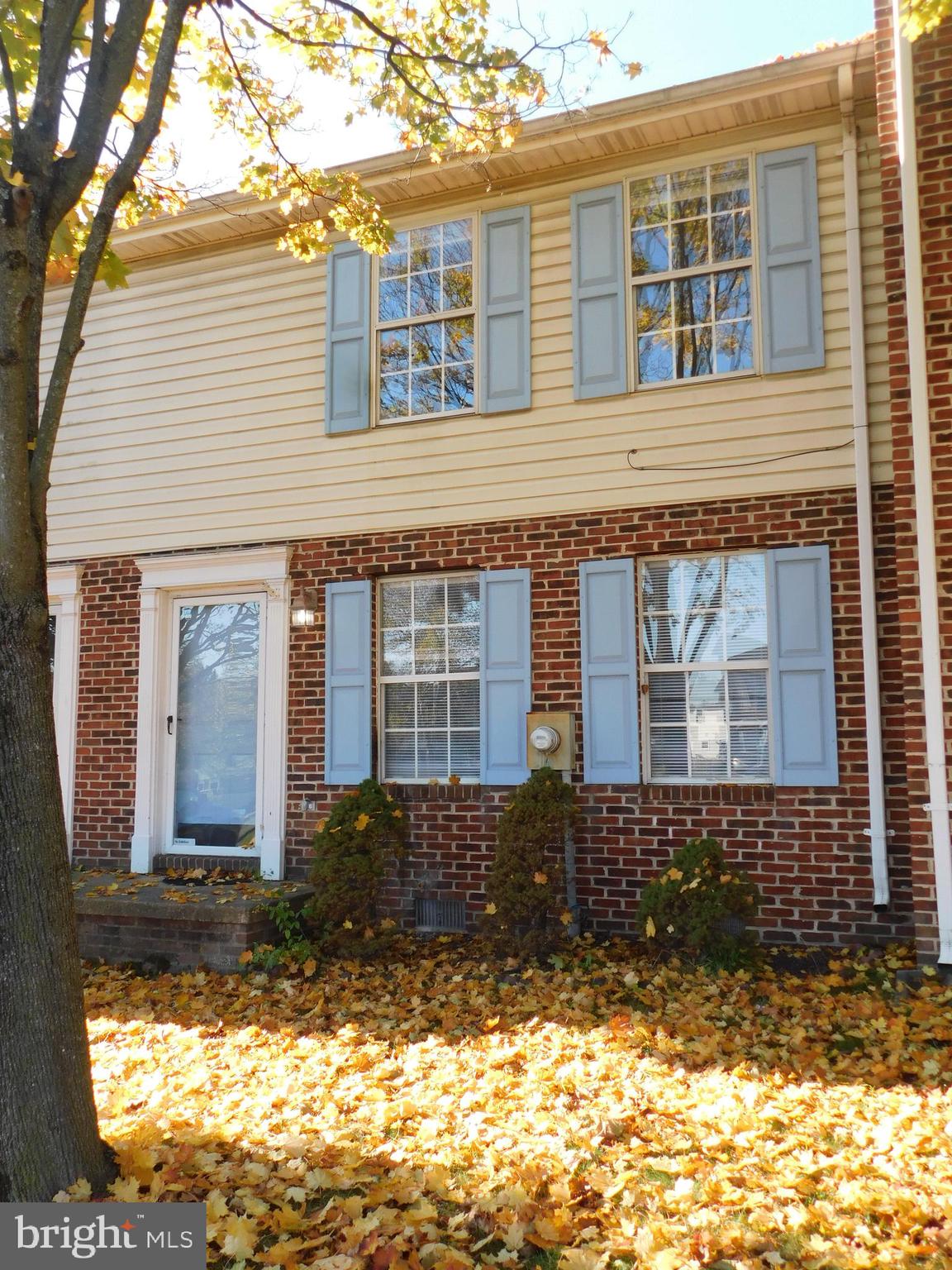 BROOKLAND HEIGHTS - Residential Lease