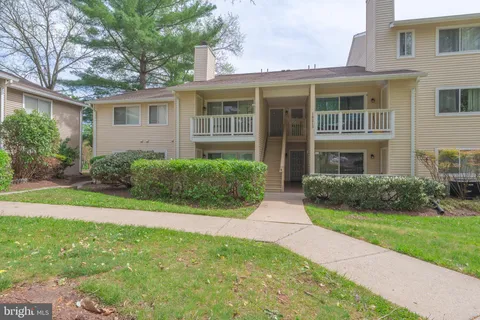 18213 Swiss Circle Unit 2-81, Germantown, MD MLS: MDMC2174380