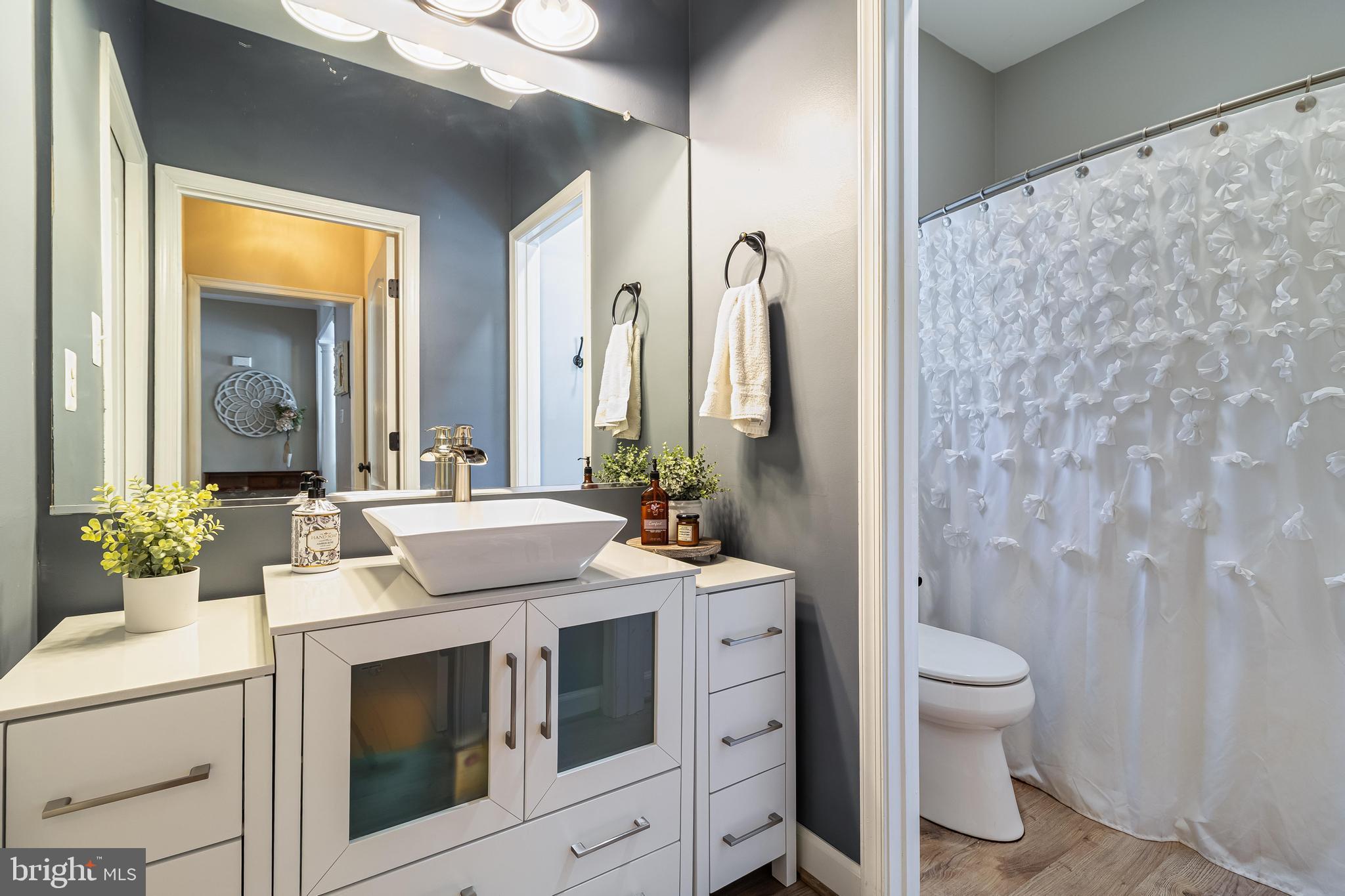 SWAN POINT SUB - Residential