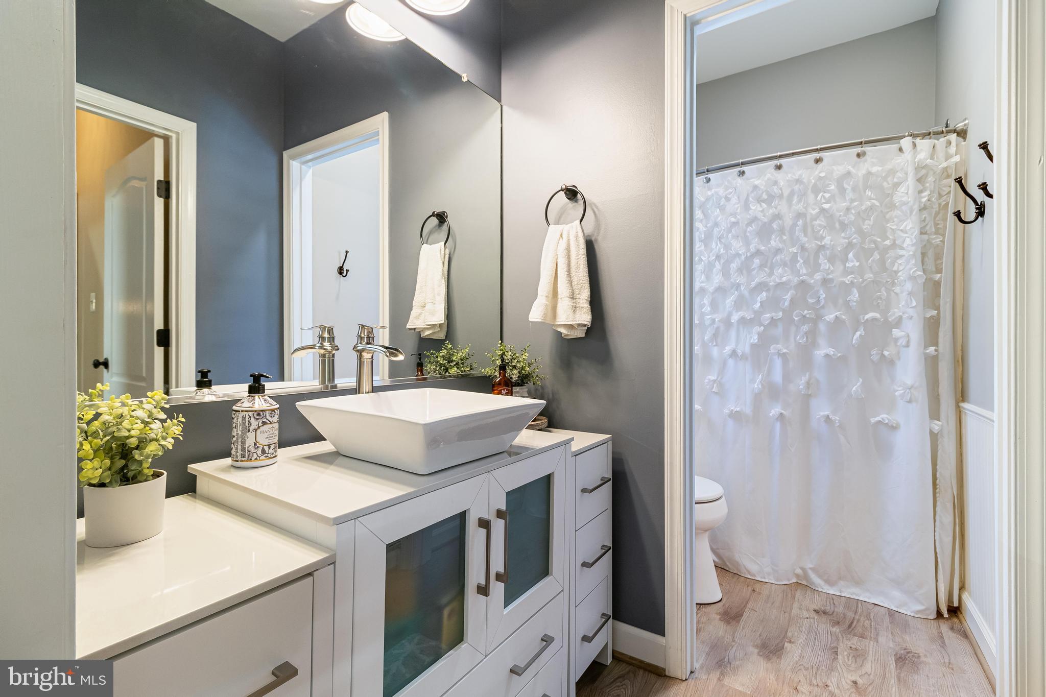 SWAN POINT SUB - Residential