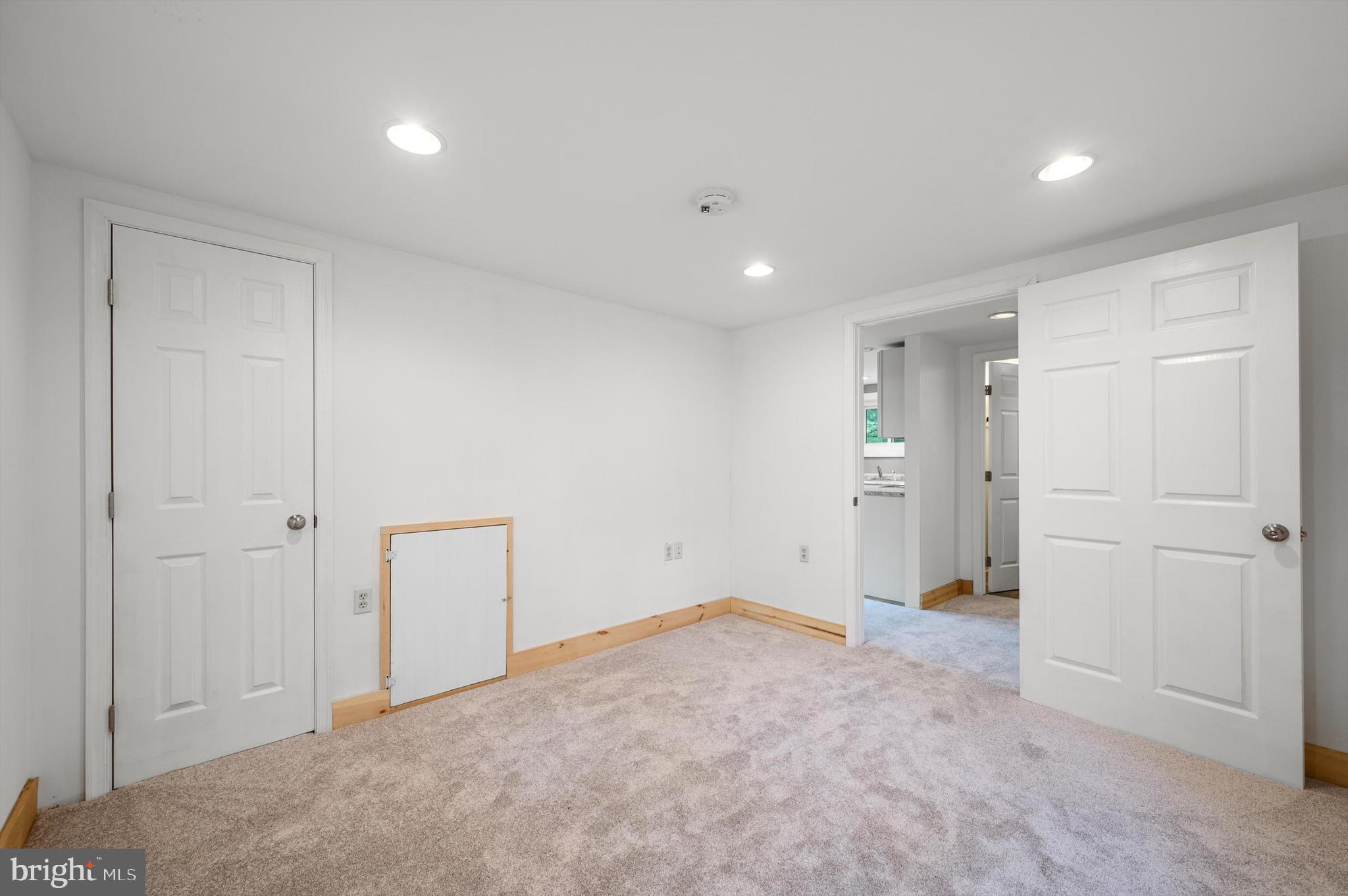 MONTEVALLO HILLS - Residential