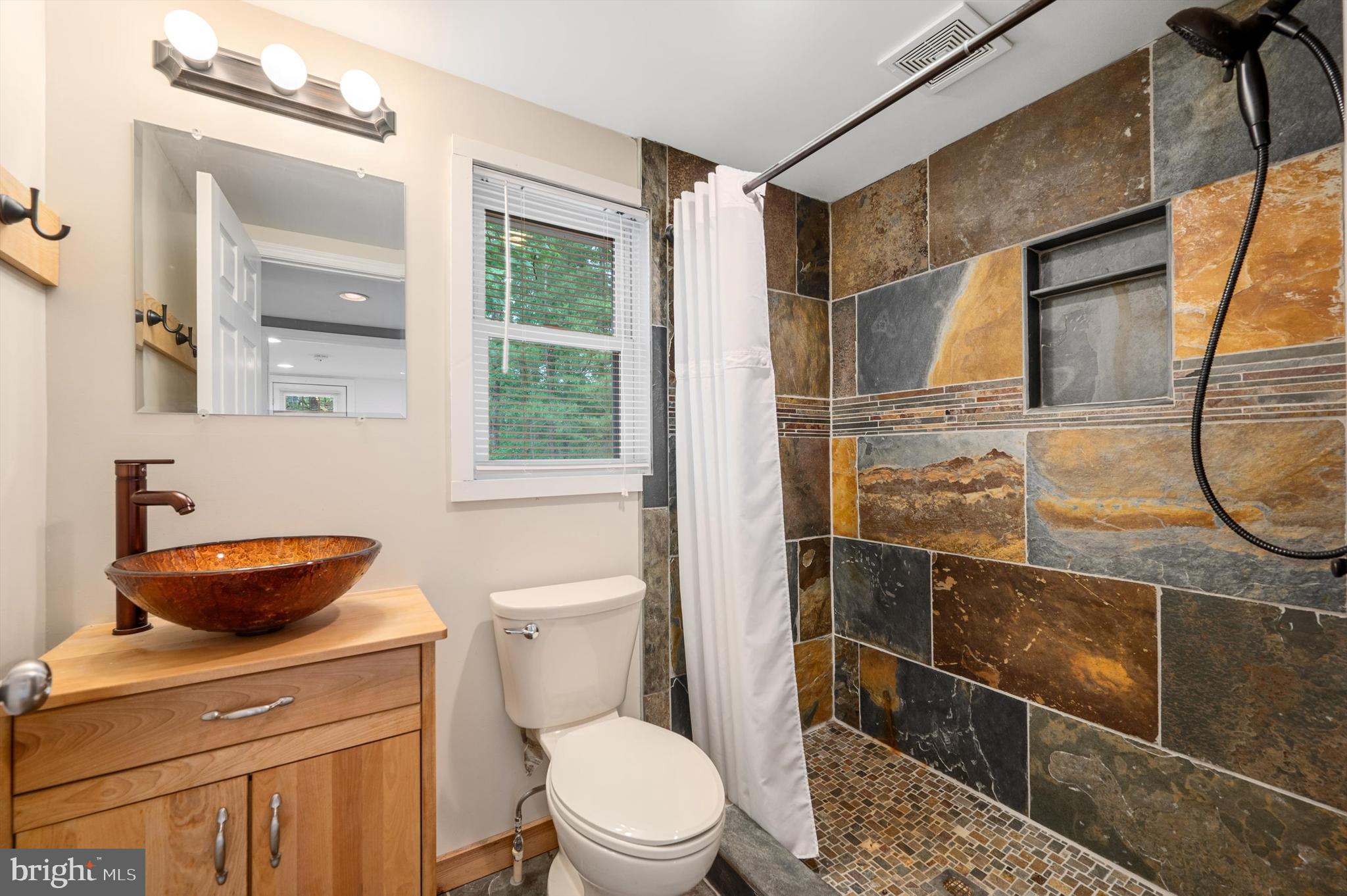 MONTEVALLO HILLS - Residential