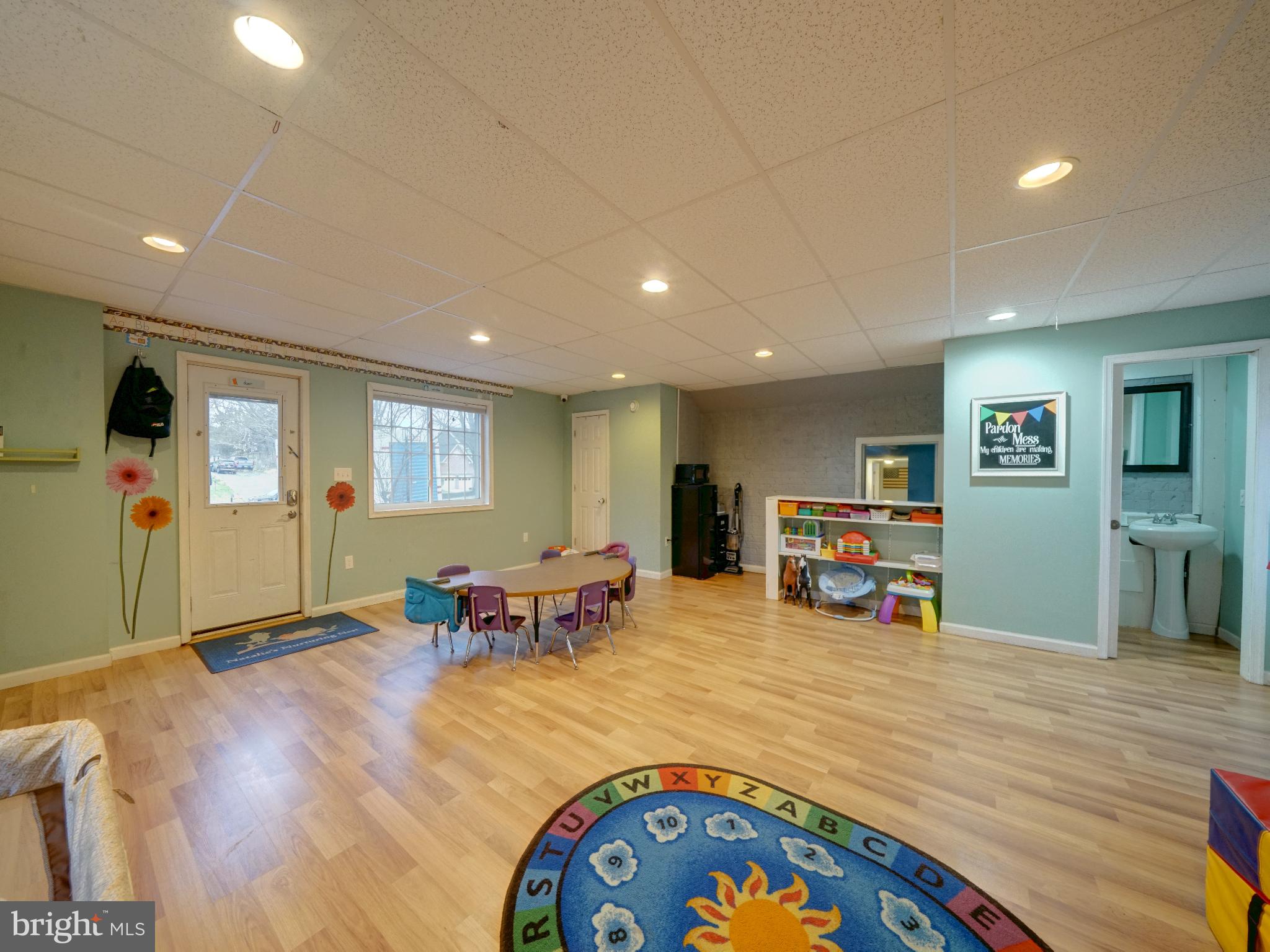 EMERALD VALLEY - Residential