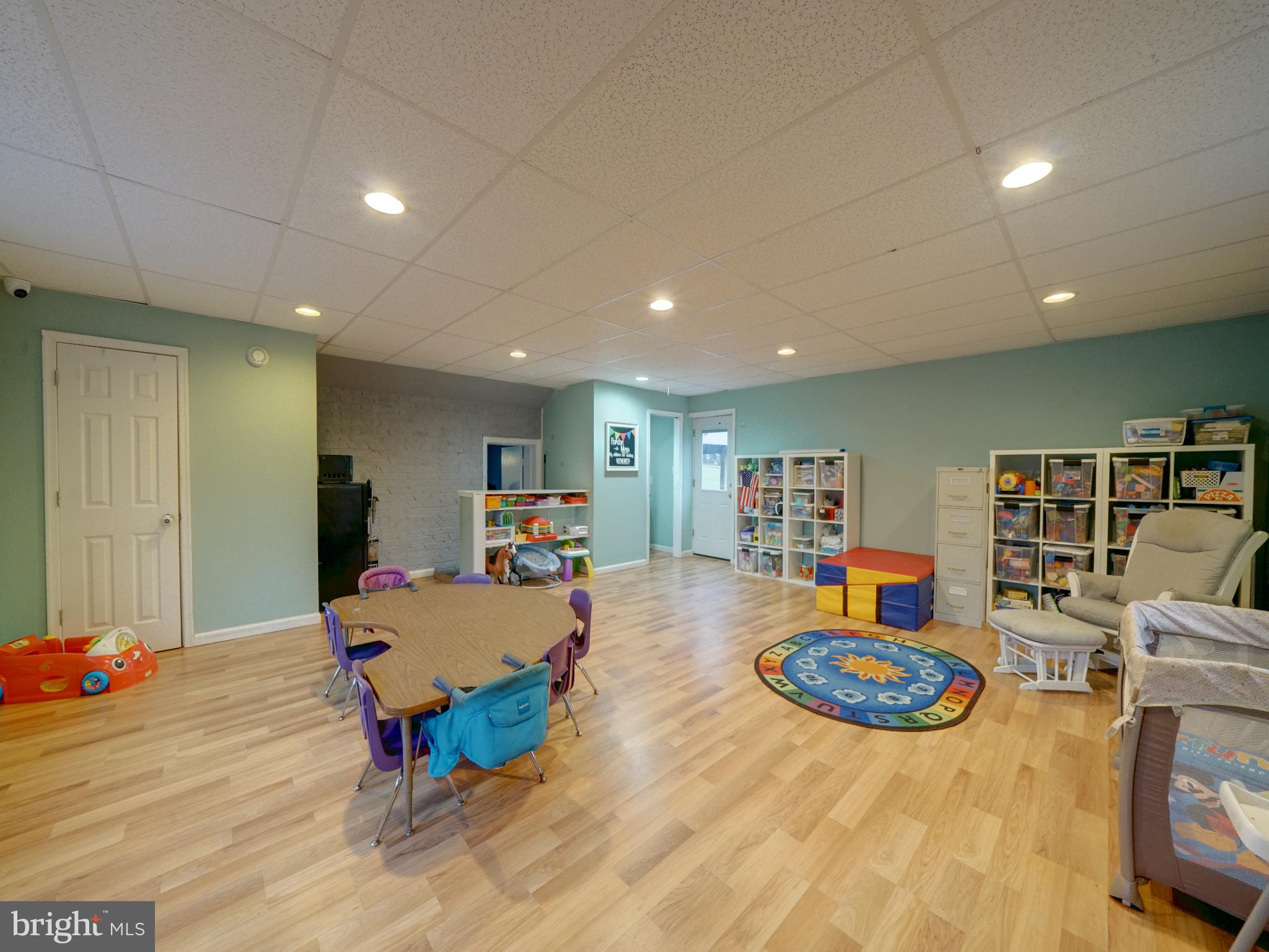 EMERALD VALLEY - Residential