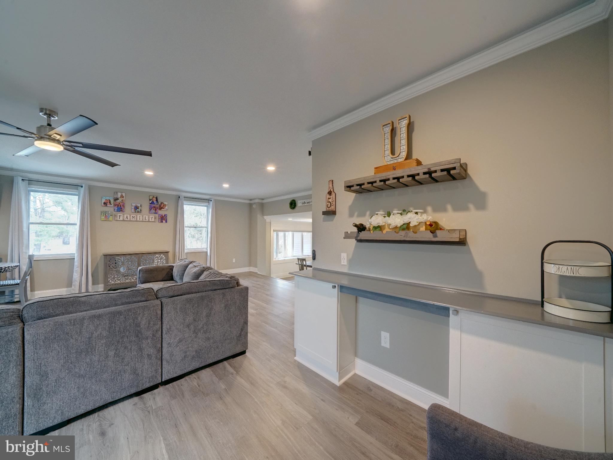 EMERALD VALLEY - Residential