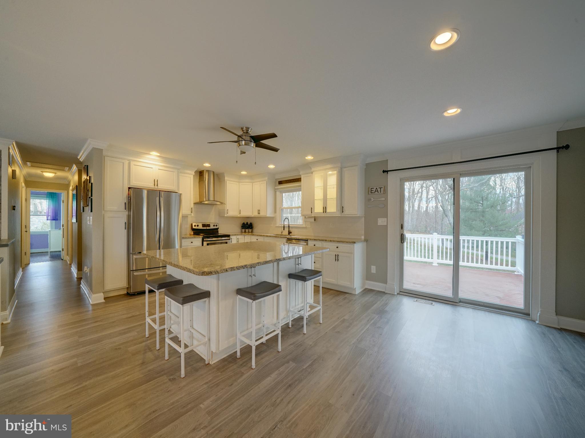 EMERALD VALLEY - Residential