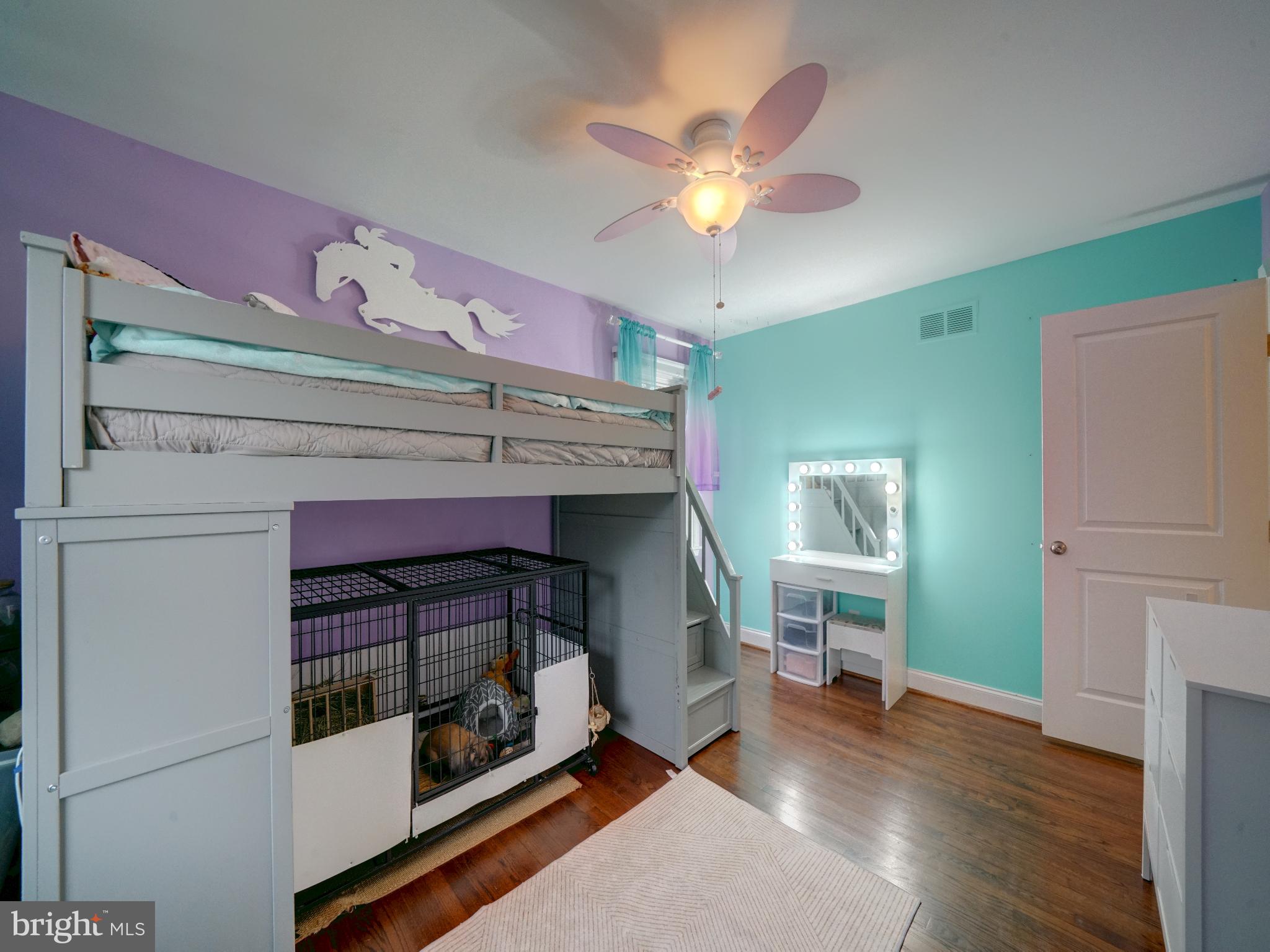 EMERALD VALLEY - Residential