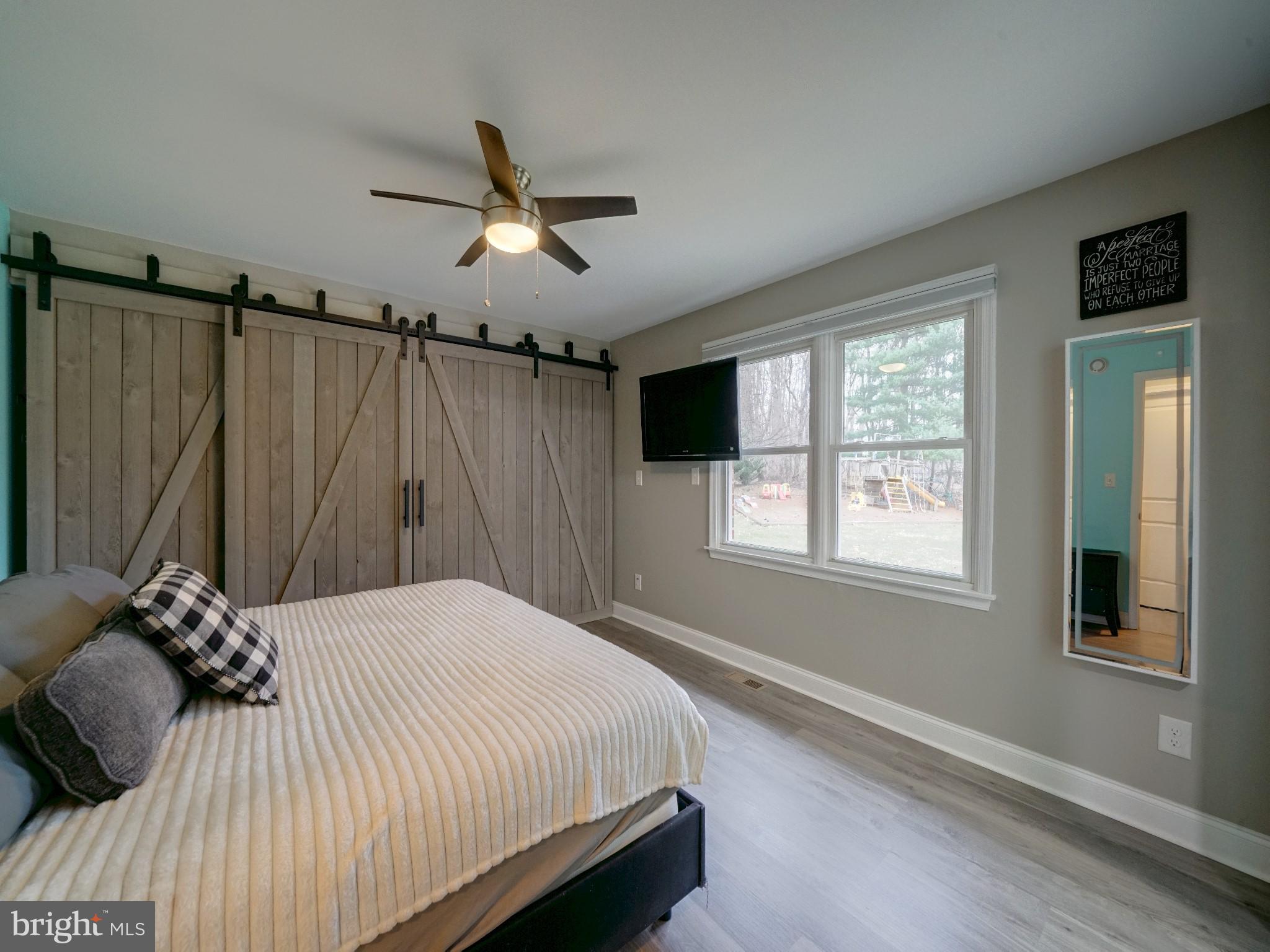 EMERALD VALLEY - Residential