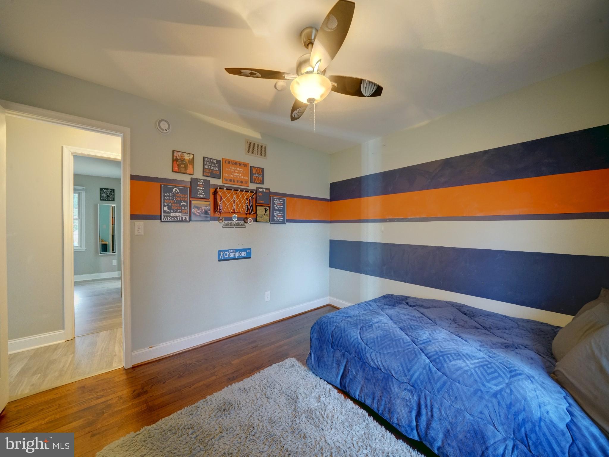 EMERALD VALLEY - Residential