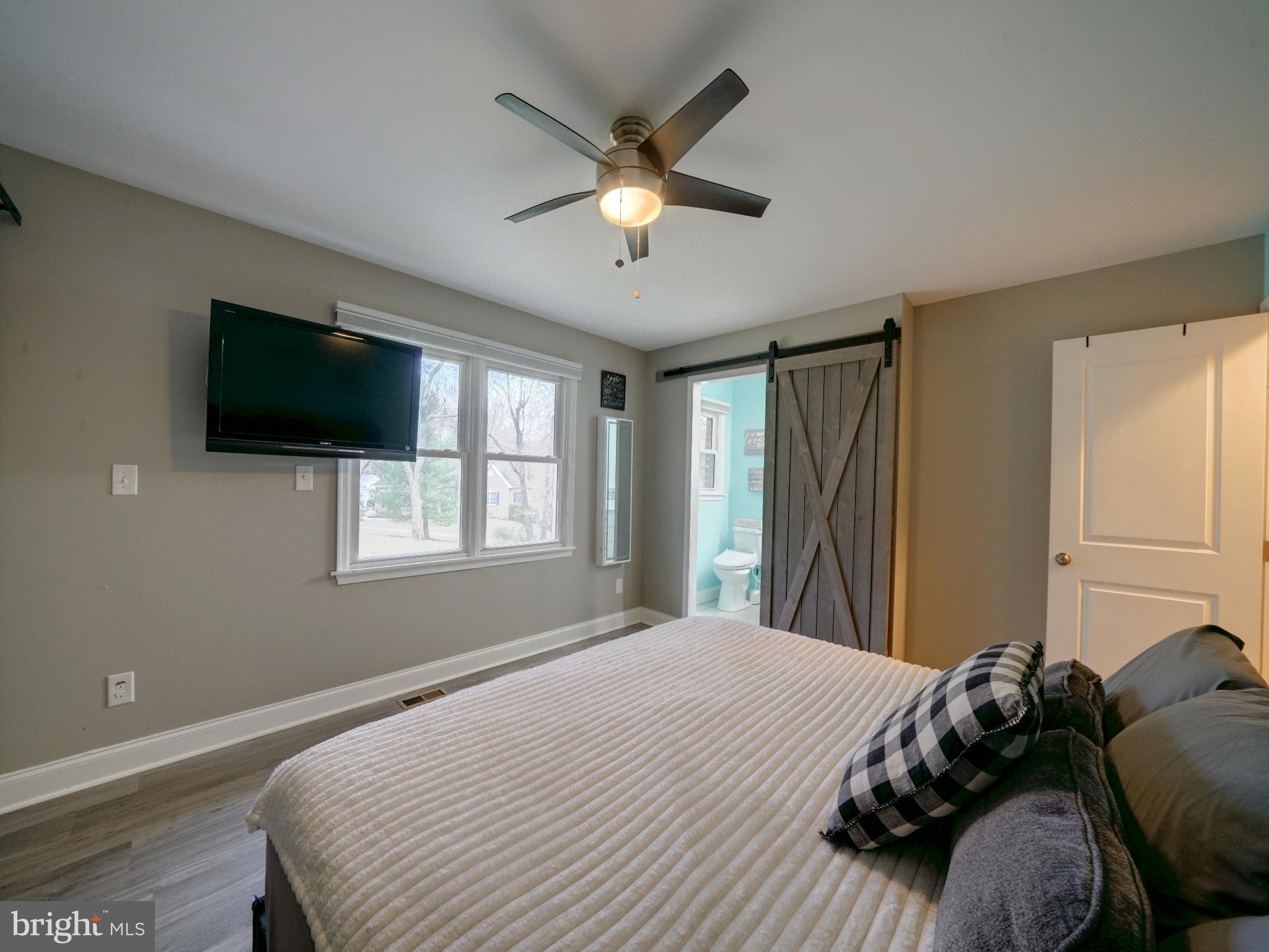 EMERALD VALLEY - Residential