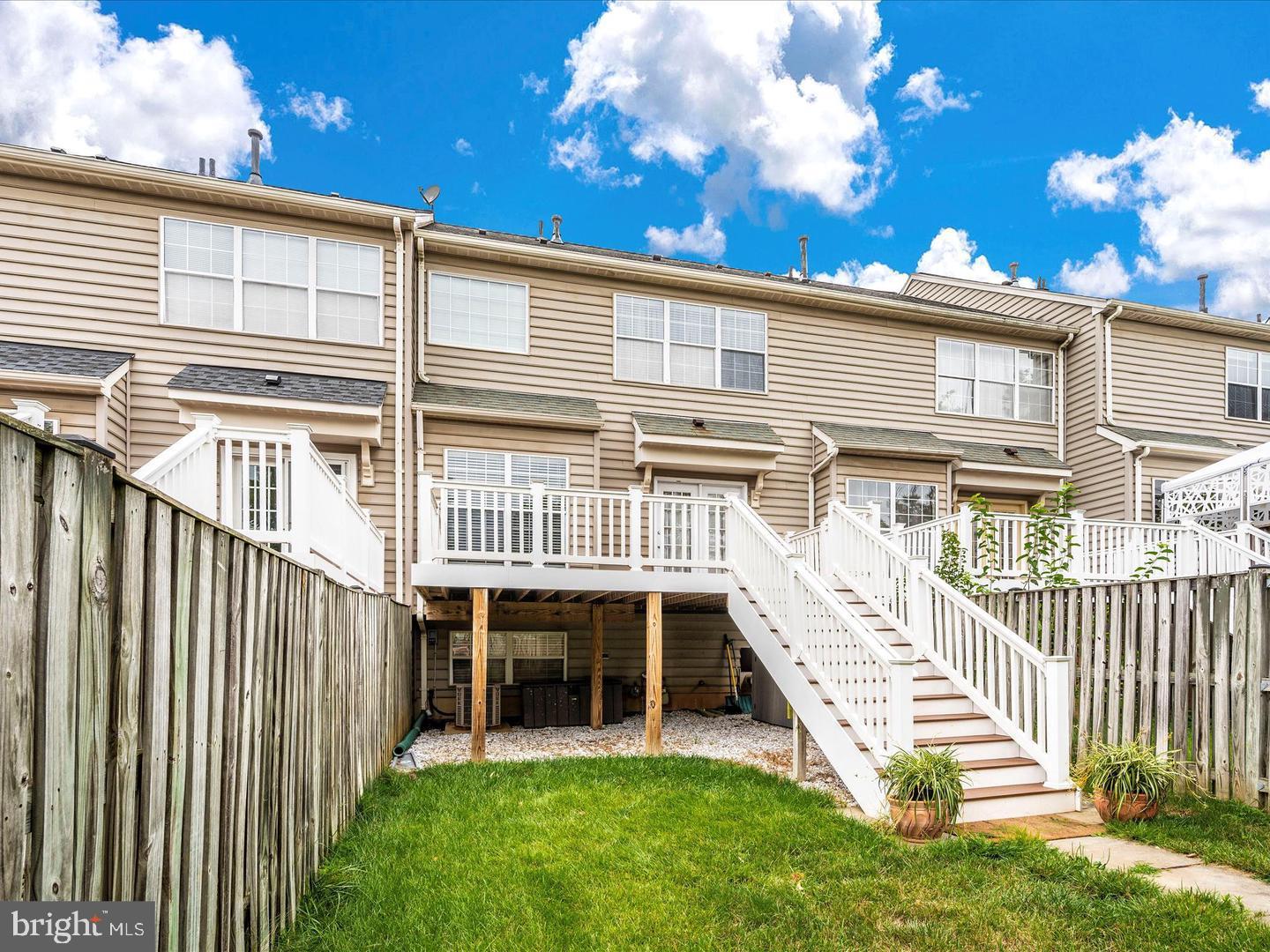 DEARBOUGHT - Residential Lease