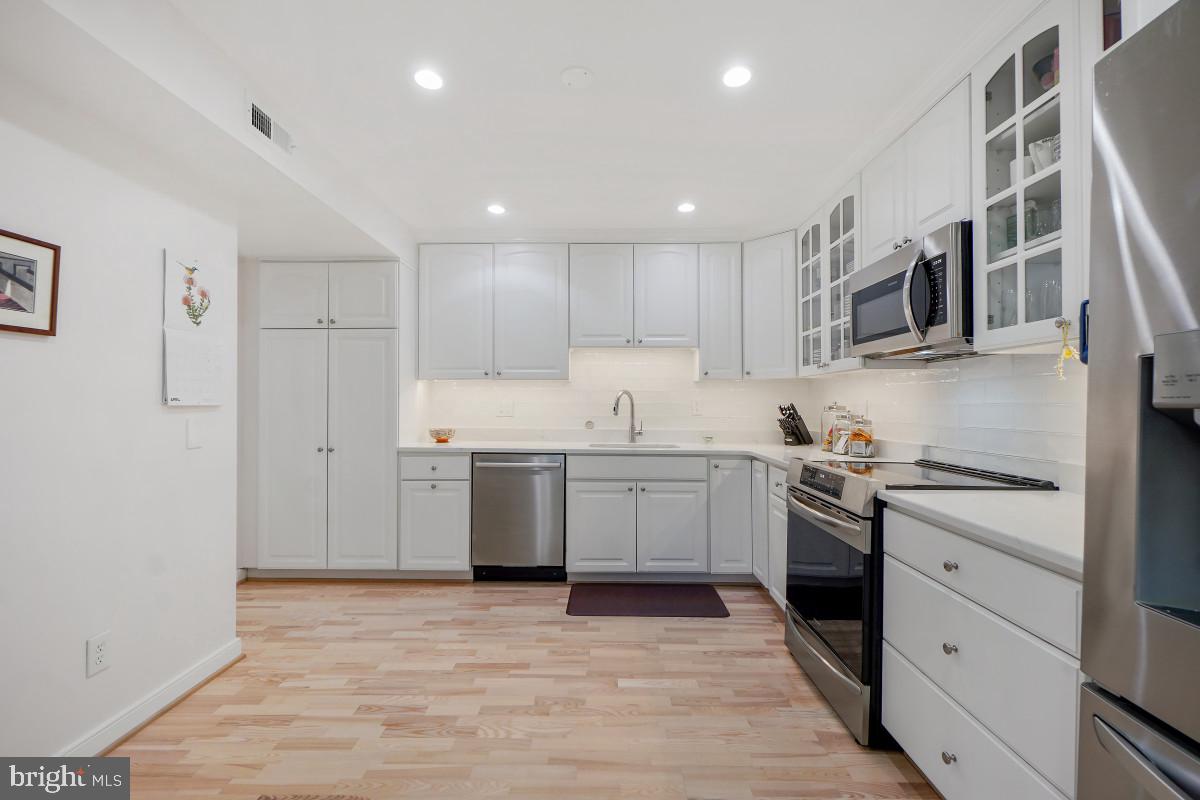 OLD GEORGETOWN VILL CODM - Residential