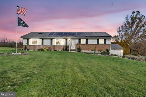 156 MANOR DRIVE MOHRSVILLE PA 19541