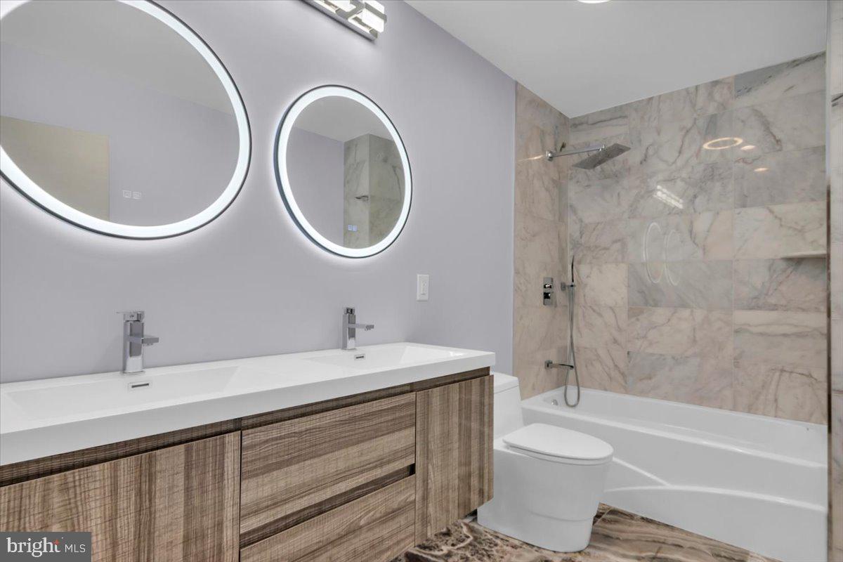 POINT BREEZE - Residential