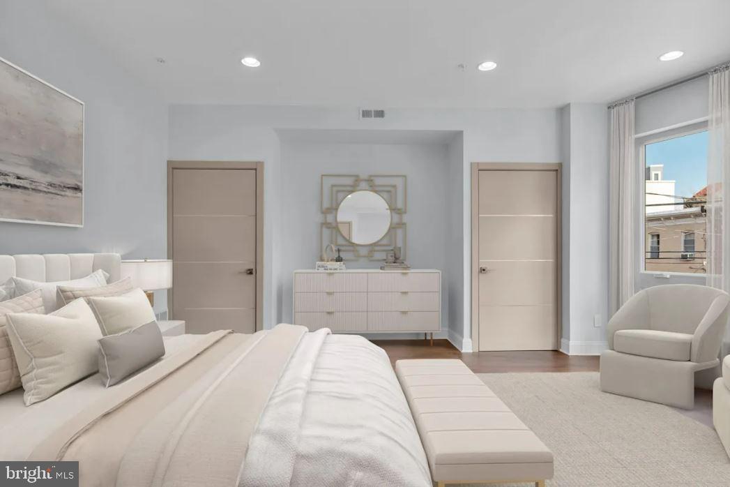 POINT BREEZE - Residential