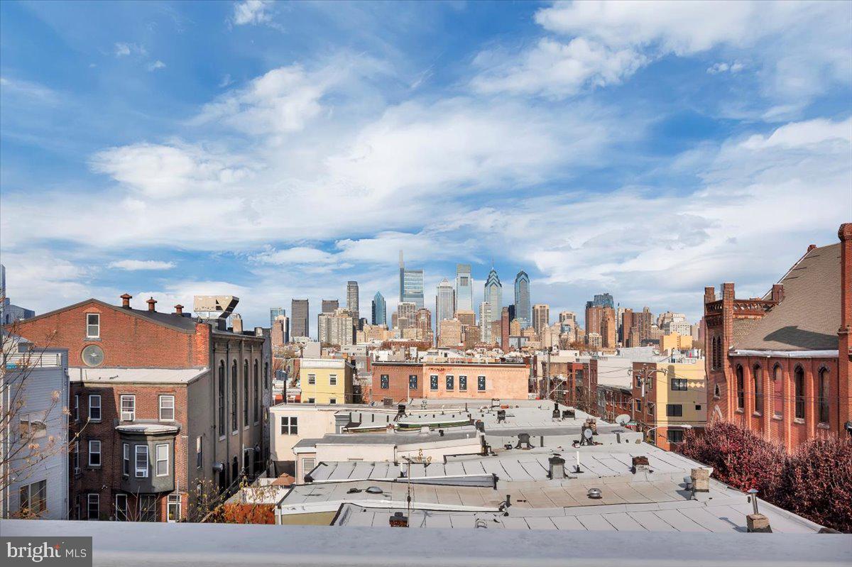 POINT BREEZE - Residential