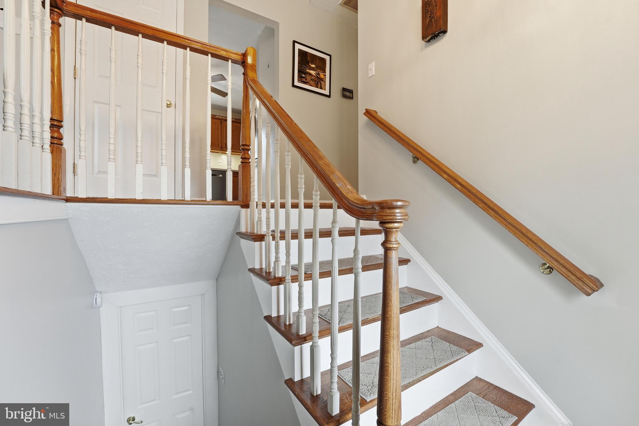 1073 MOUNTAIN HEIGHTS ROAD