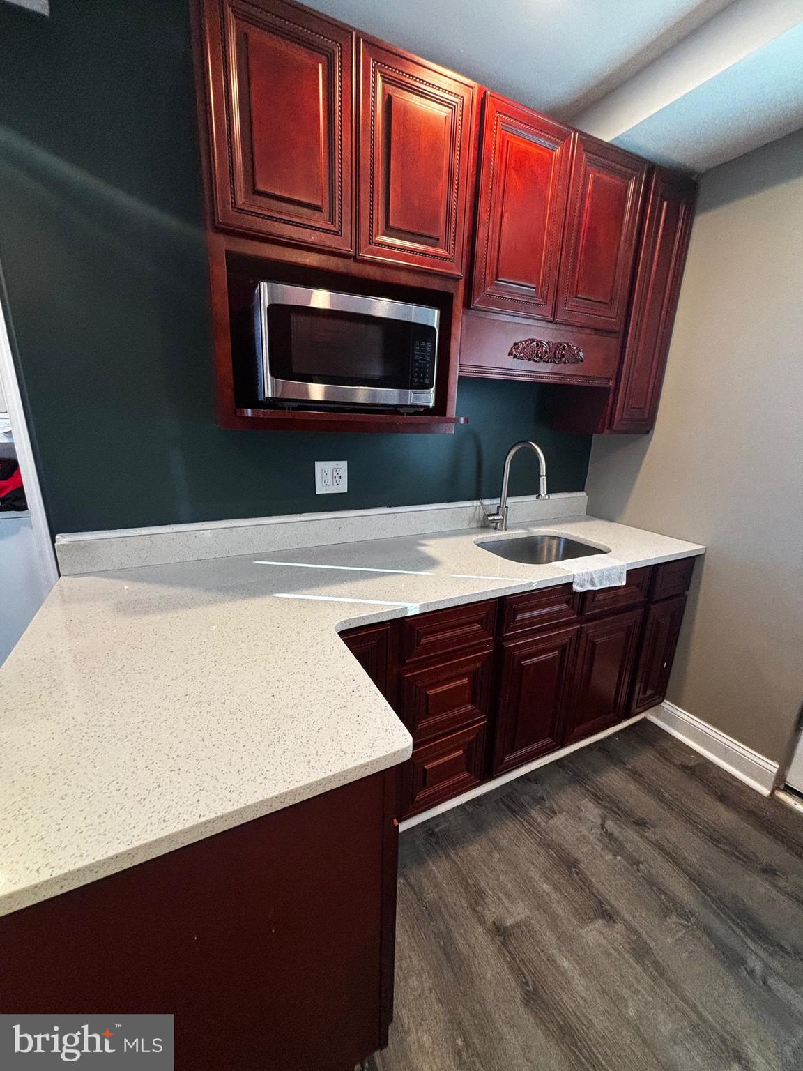 BROOKLYN PARK - Residential Lease