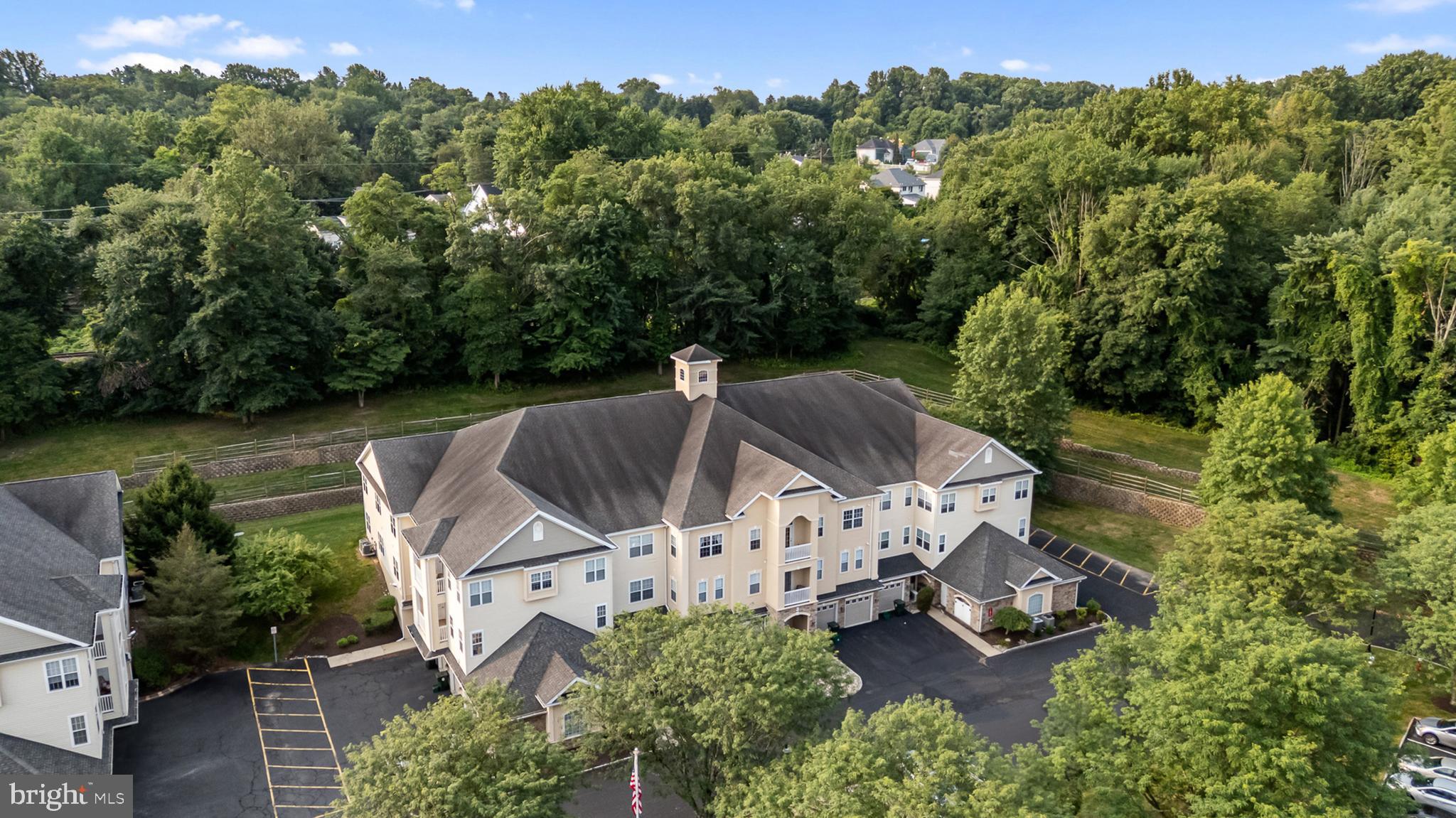 HOLLAND PRESERVE - Residential