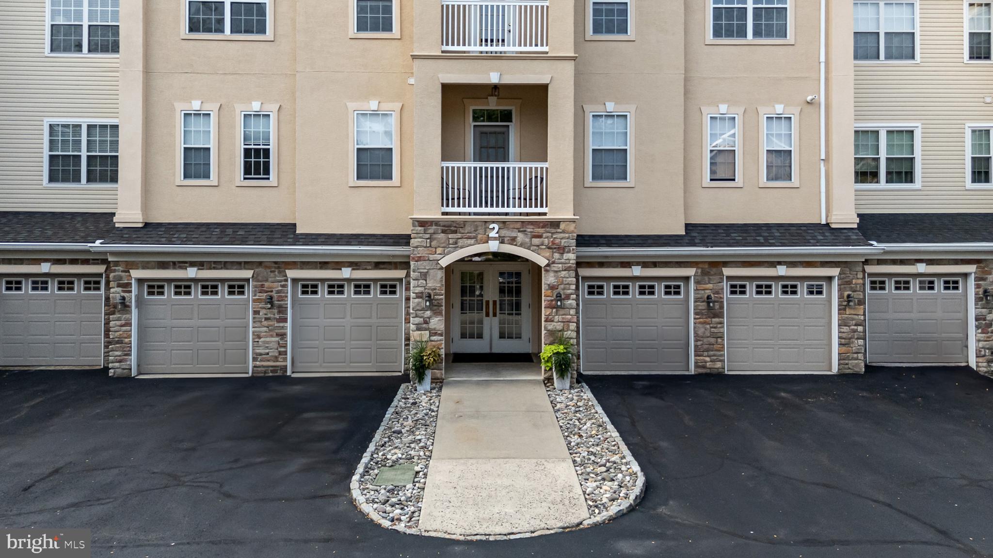 HOLLAND PRESERVE - Residential