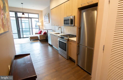 MLS: DCDC2286830