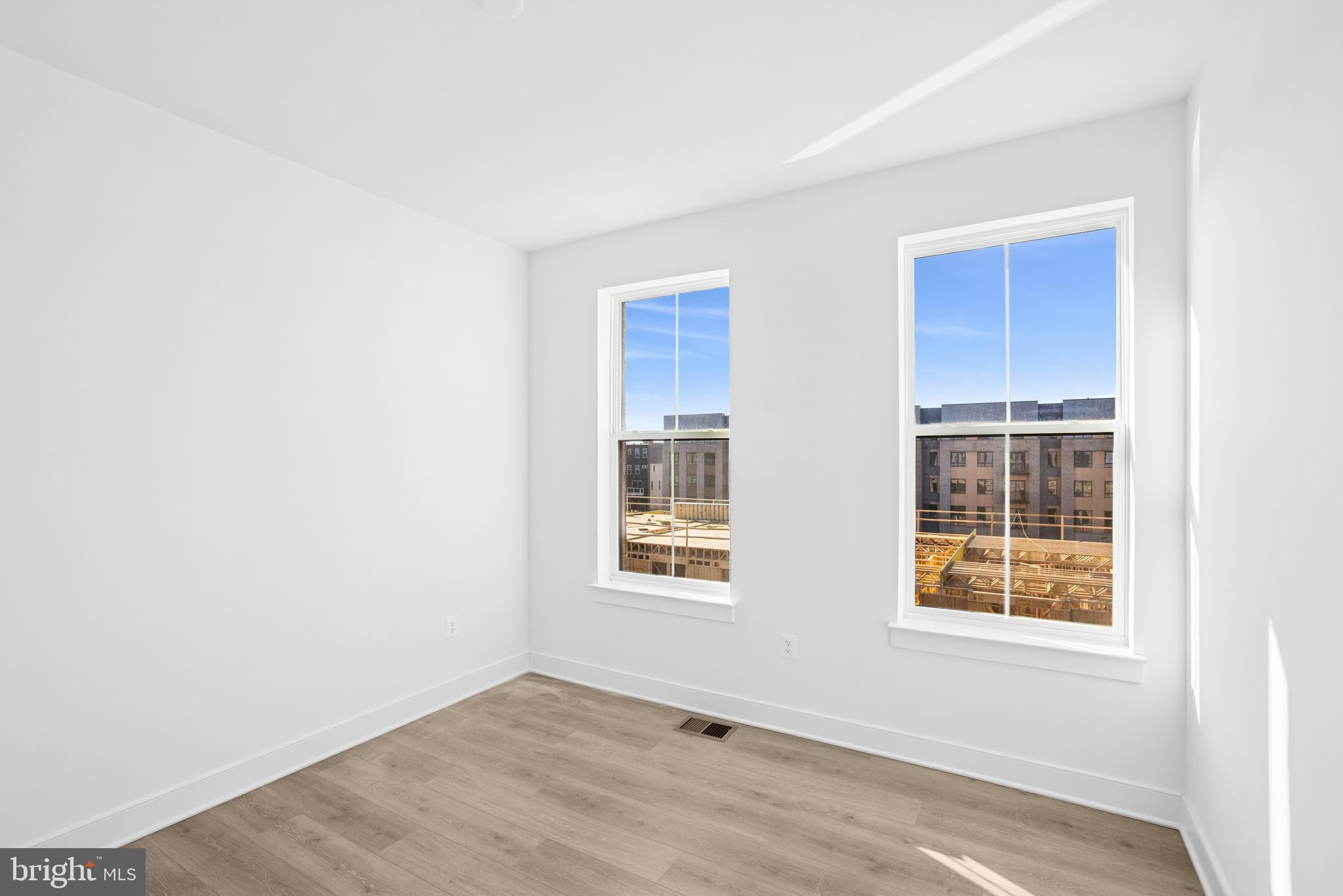 118B LOCKE ST MEWS LOT 2024