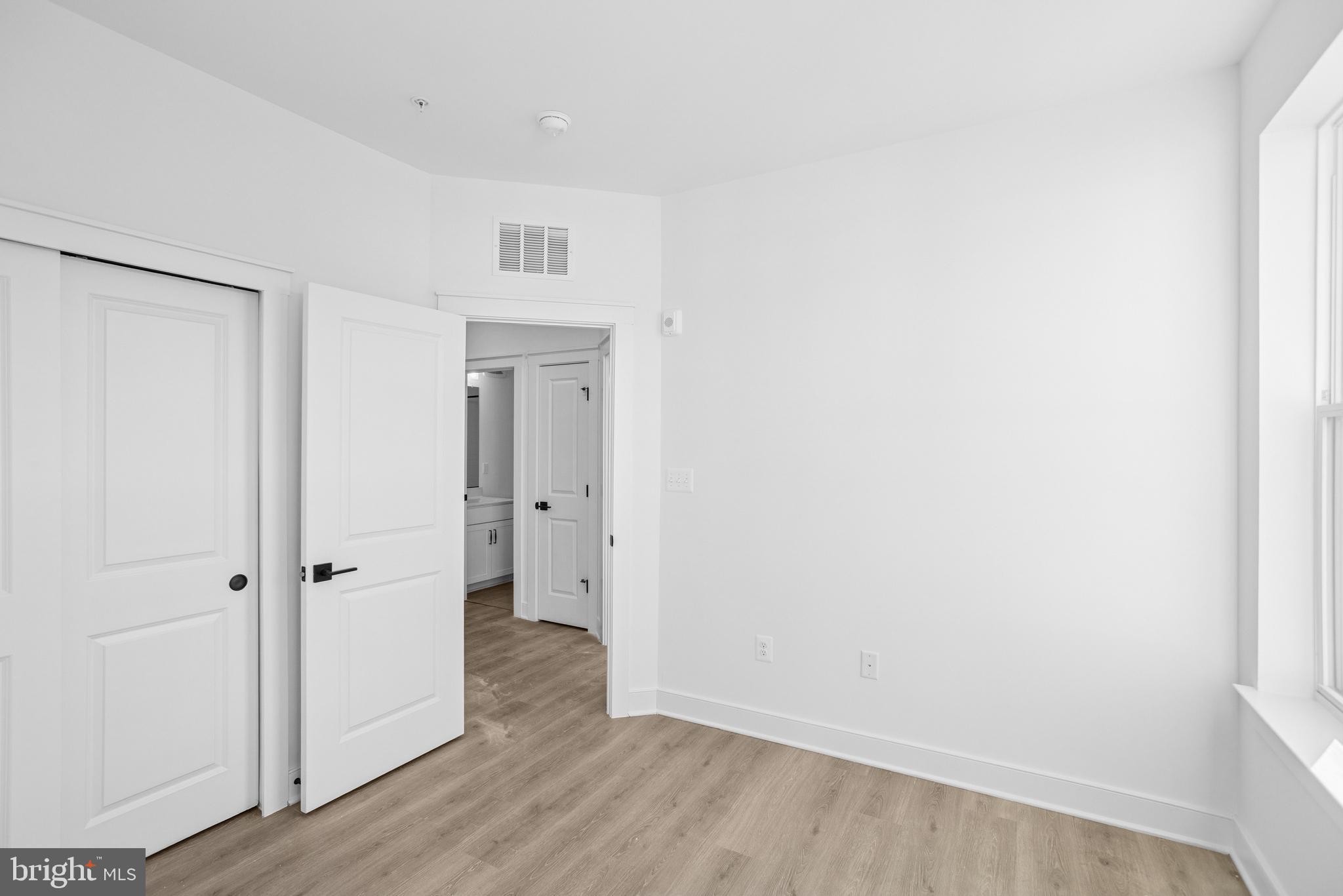 118B LOCKE ST MEWS LOT 2024