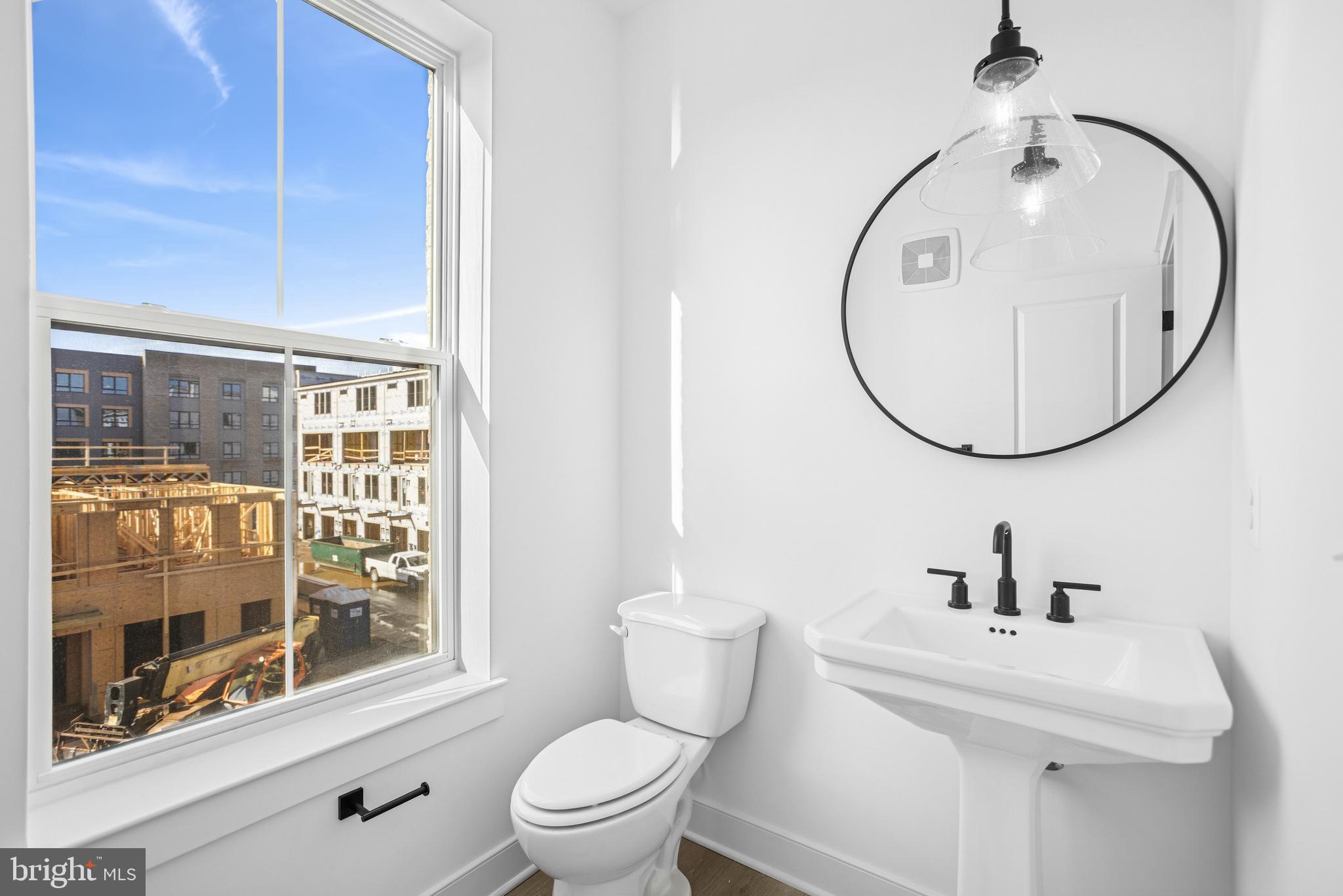 LOCKE LANDING - Residential