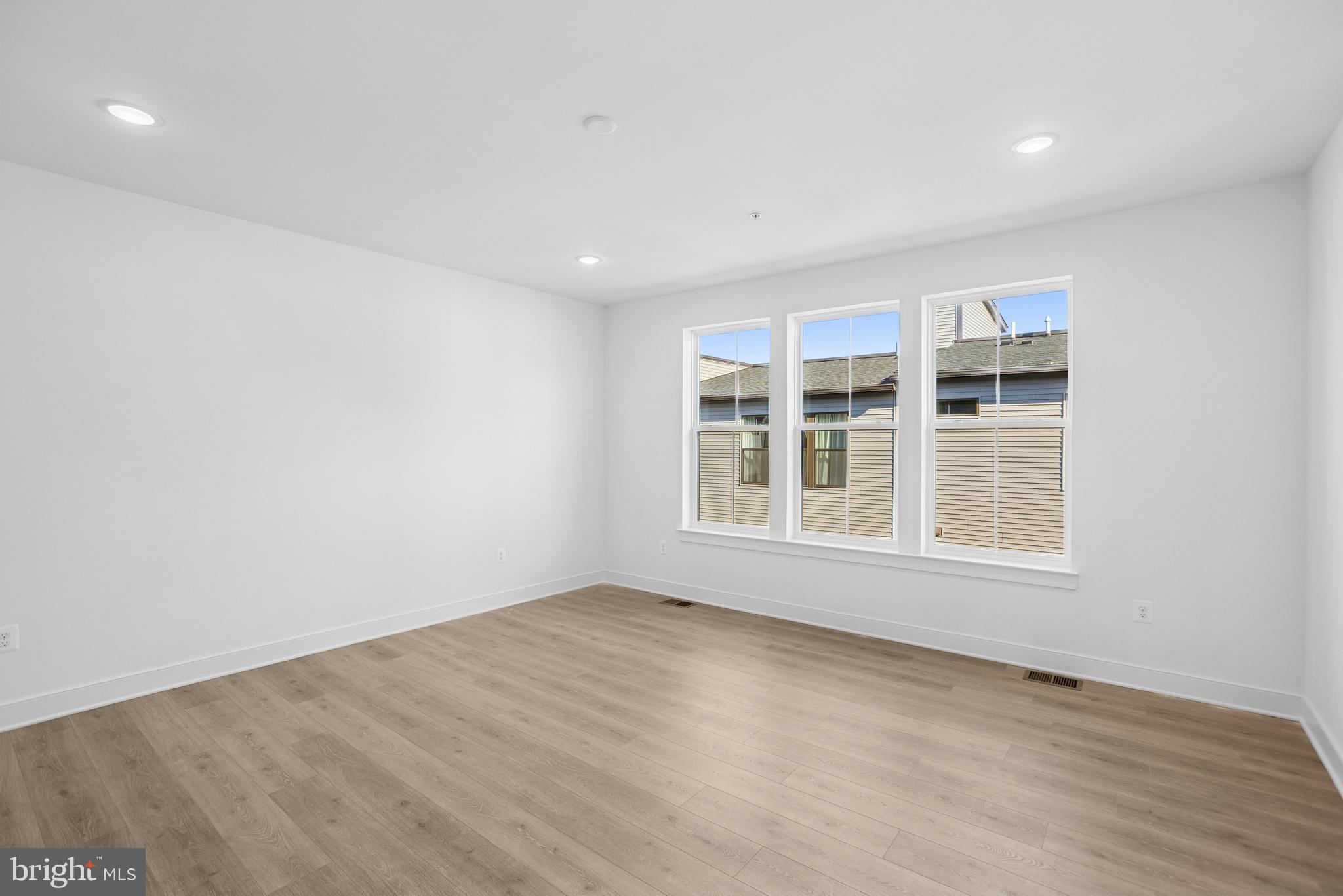 LOCKE LANDING - Residential