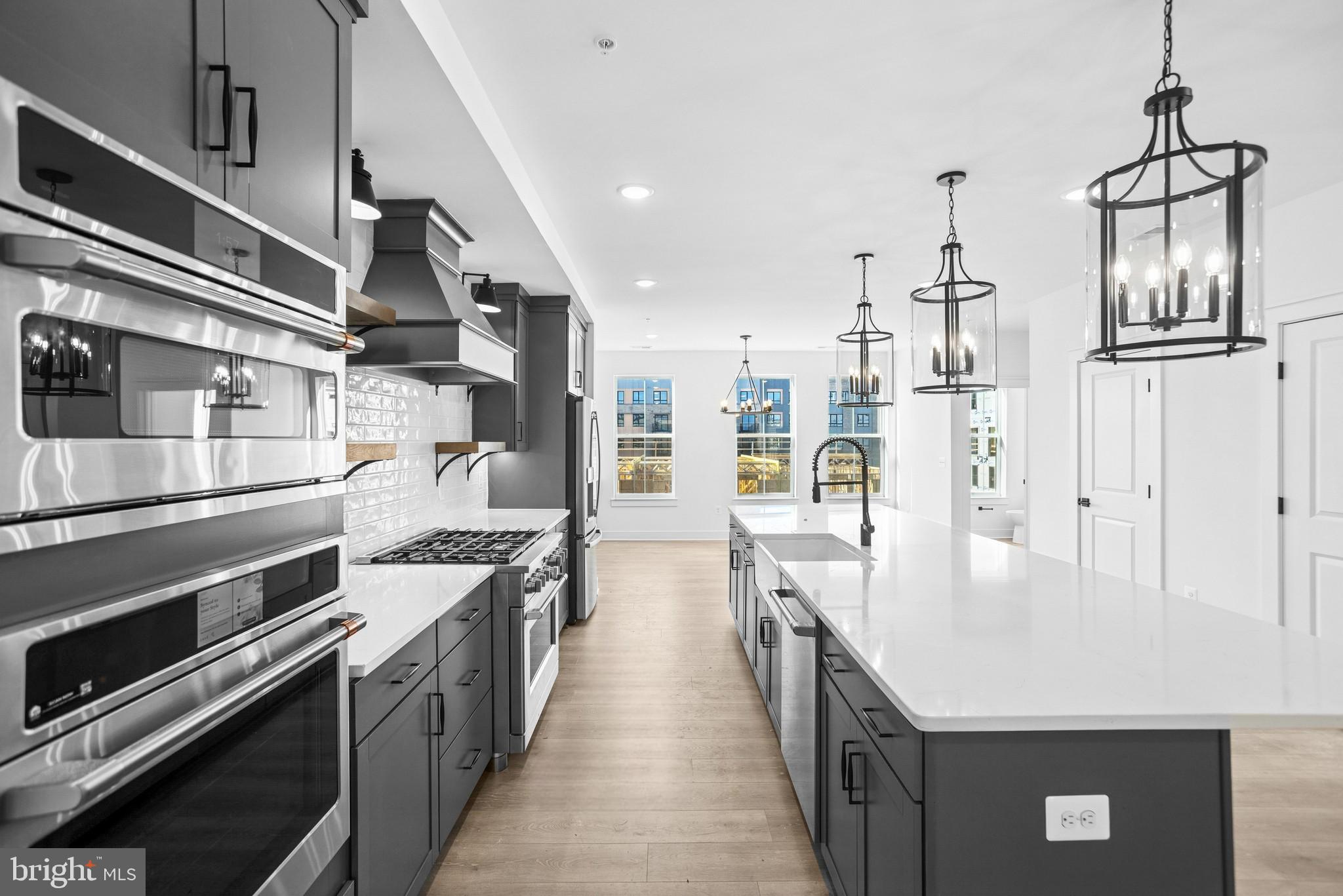 LOCKE LANDING - Residential