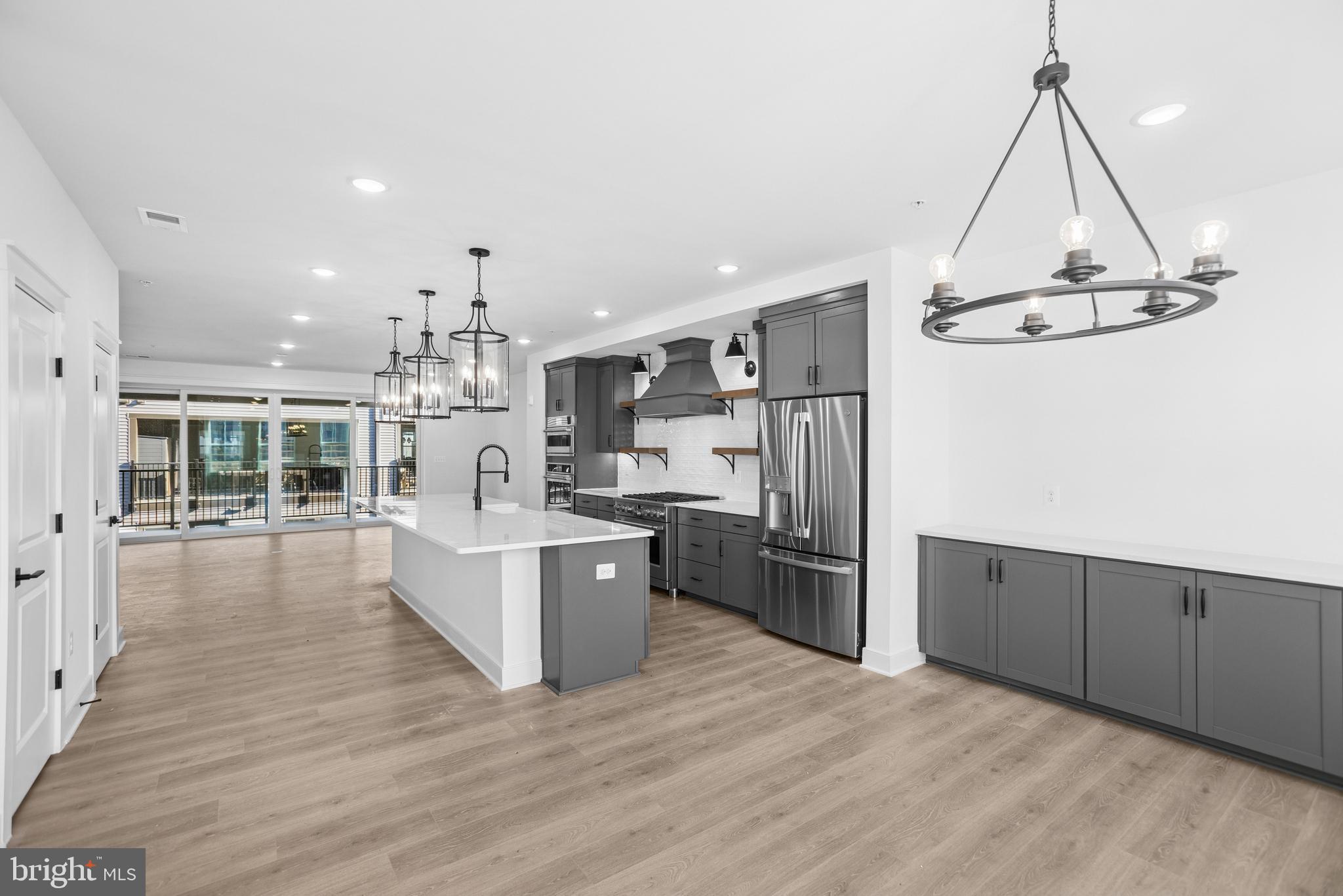 LOCKE LANDING - Residential