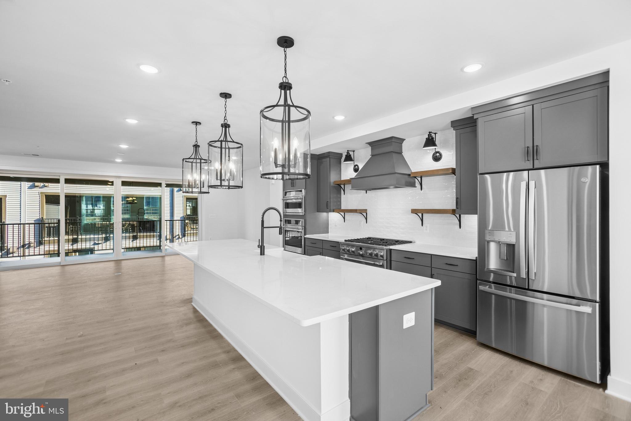 LOCKE LANDING - Residential