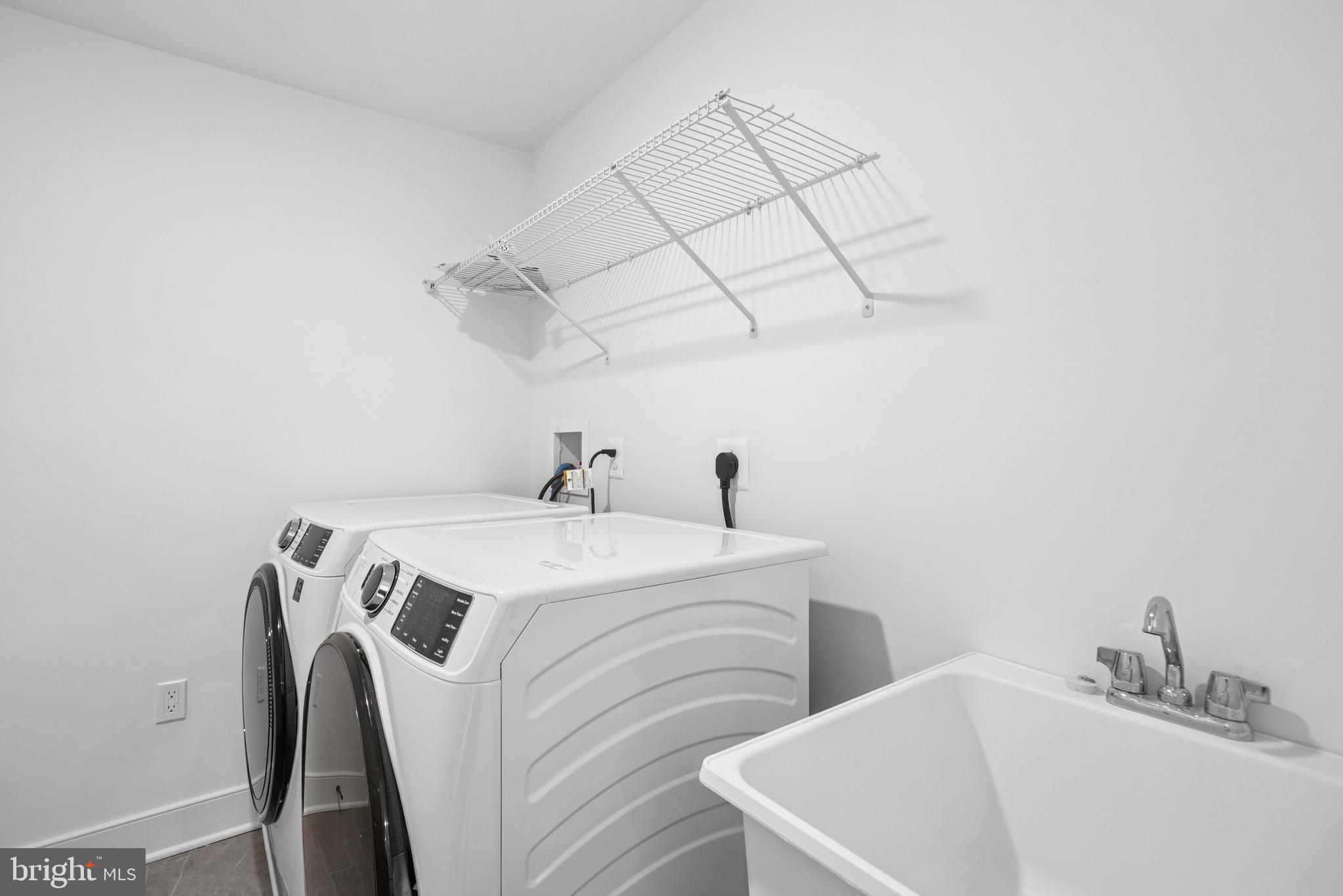 LOCKE LANDING - Residential