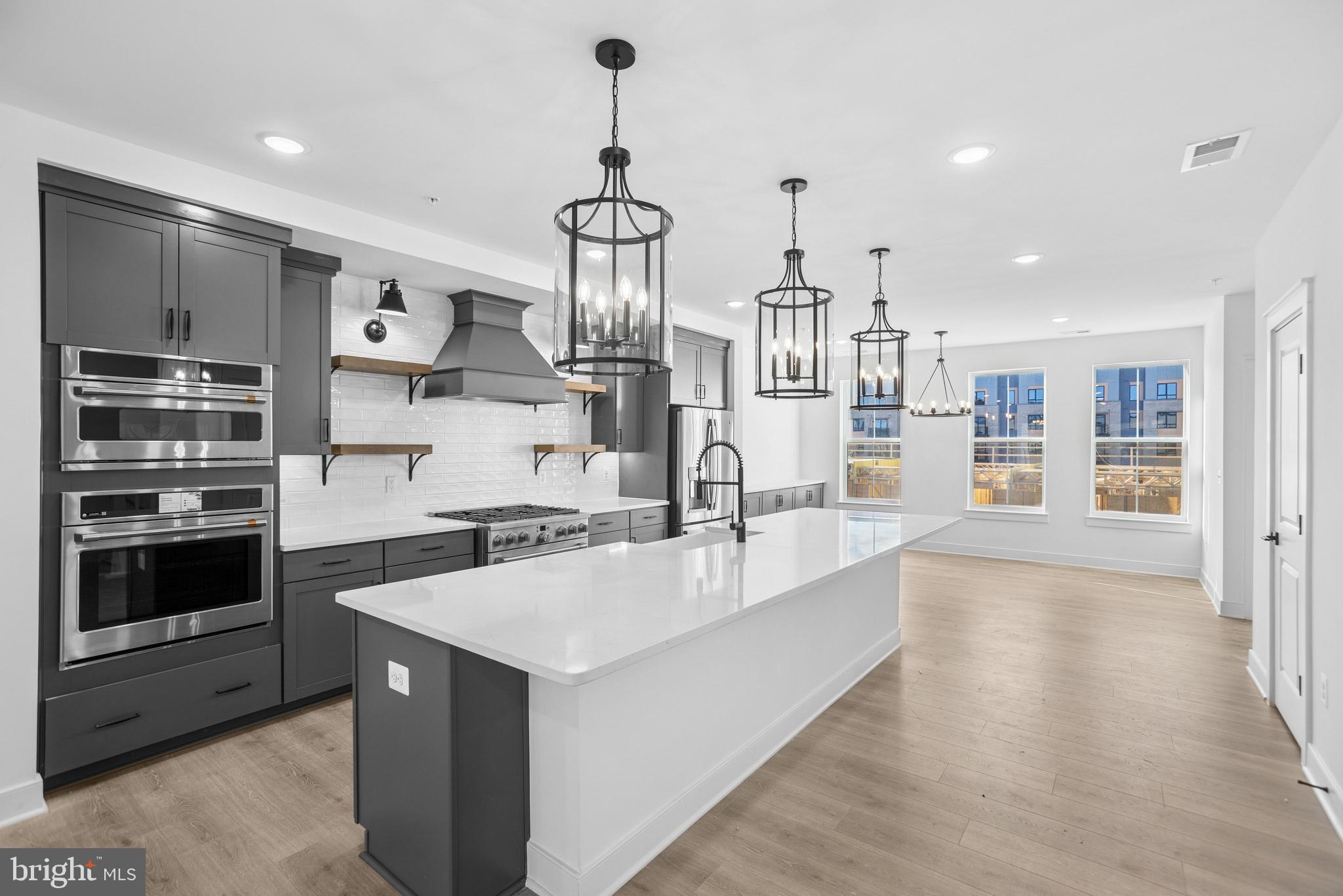 LOCKE LANDING - Residential