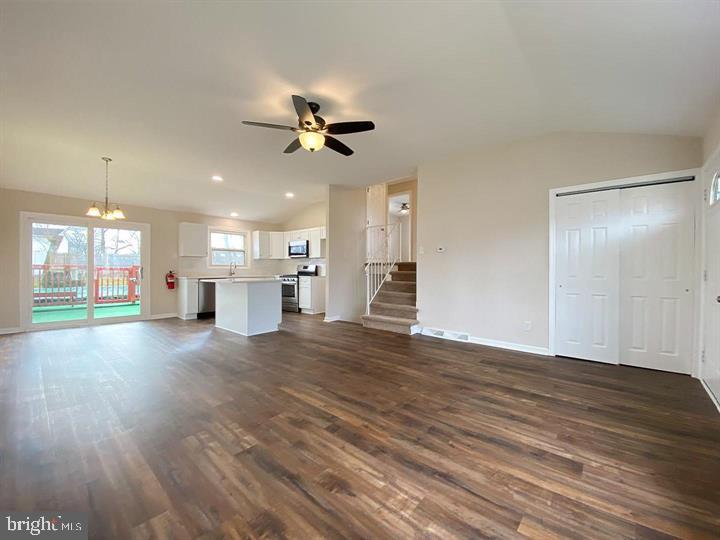 214 HENDRICKSON AVENUE