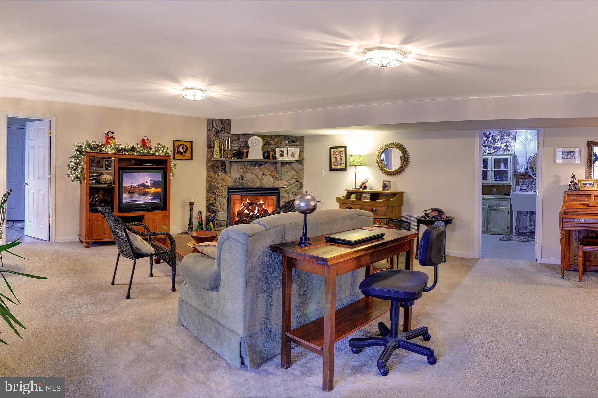 WAYLAND MANOR - Residential