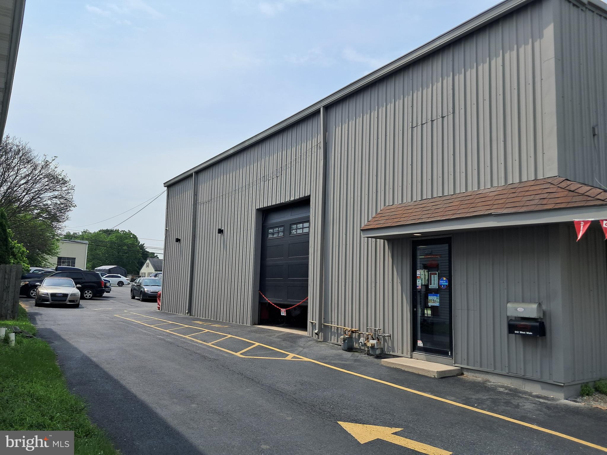 640 W MAIN STREET