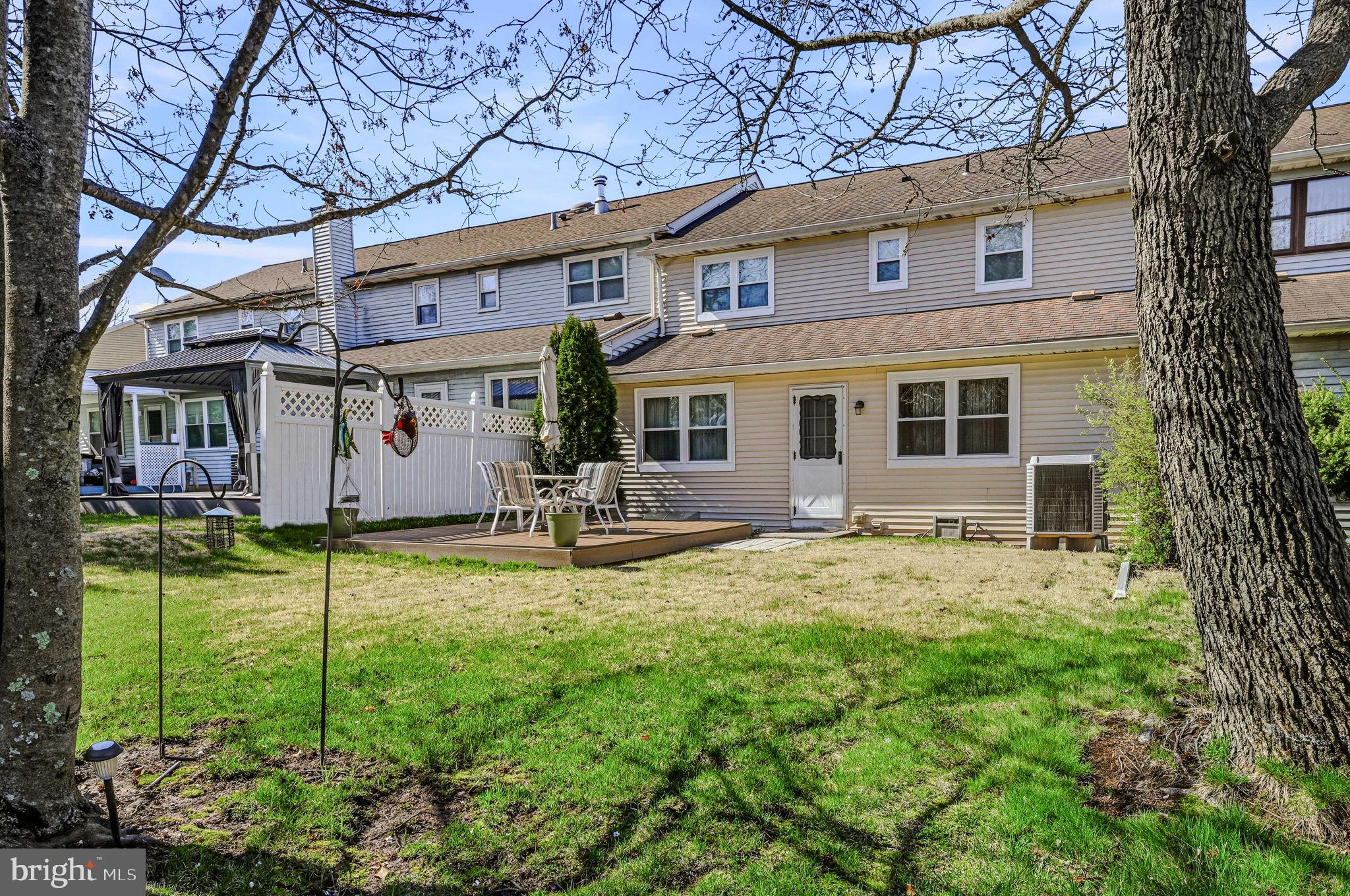 HARLEYSVILLE - Residential