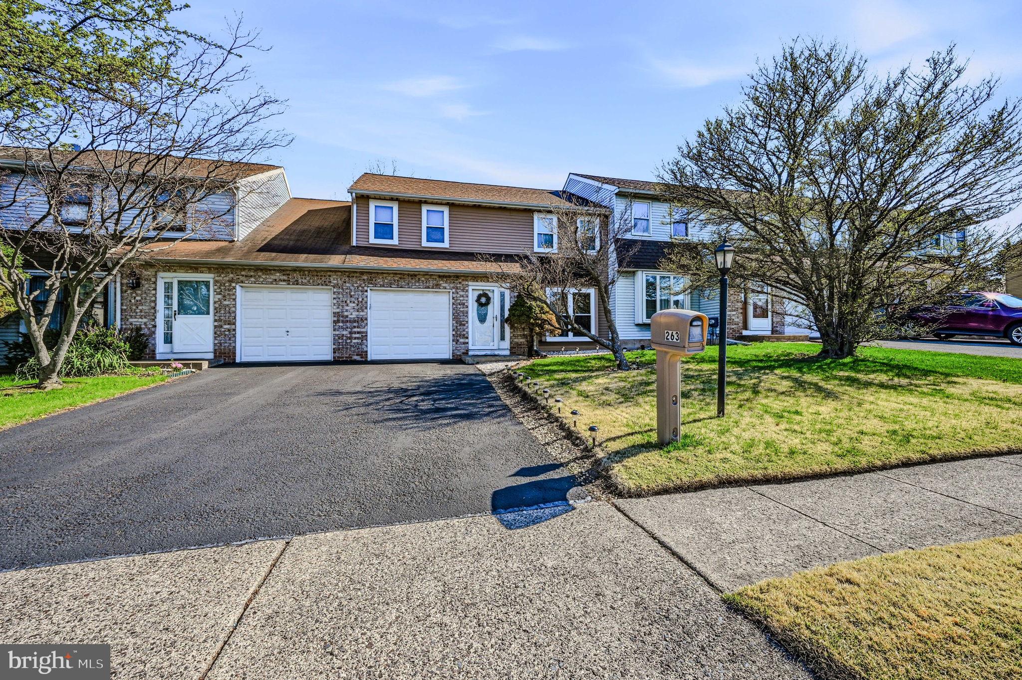 HARLEYSVILLE - Residential