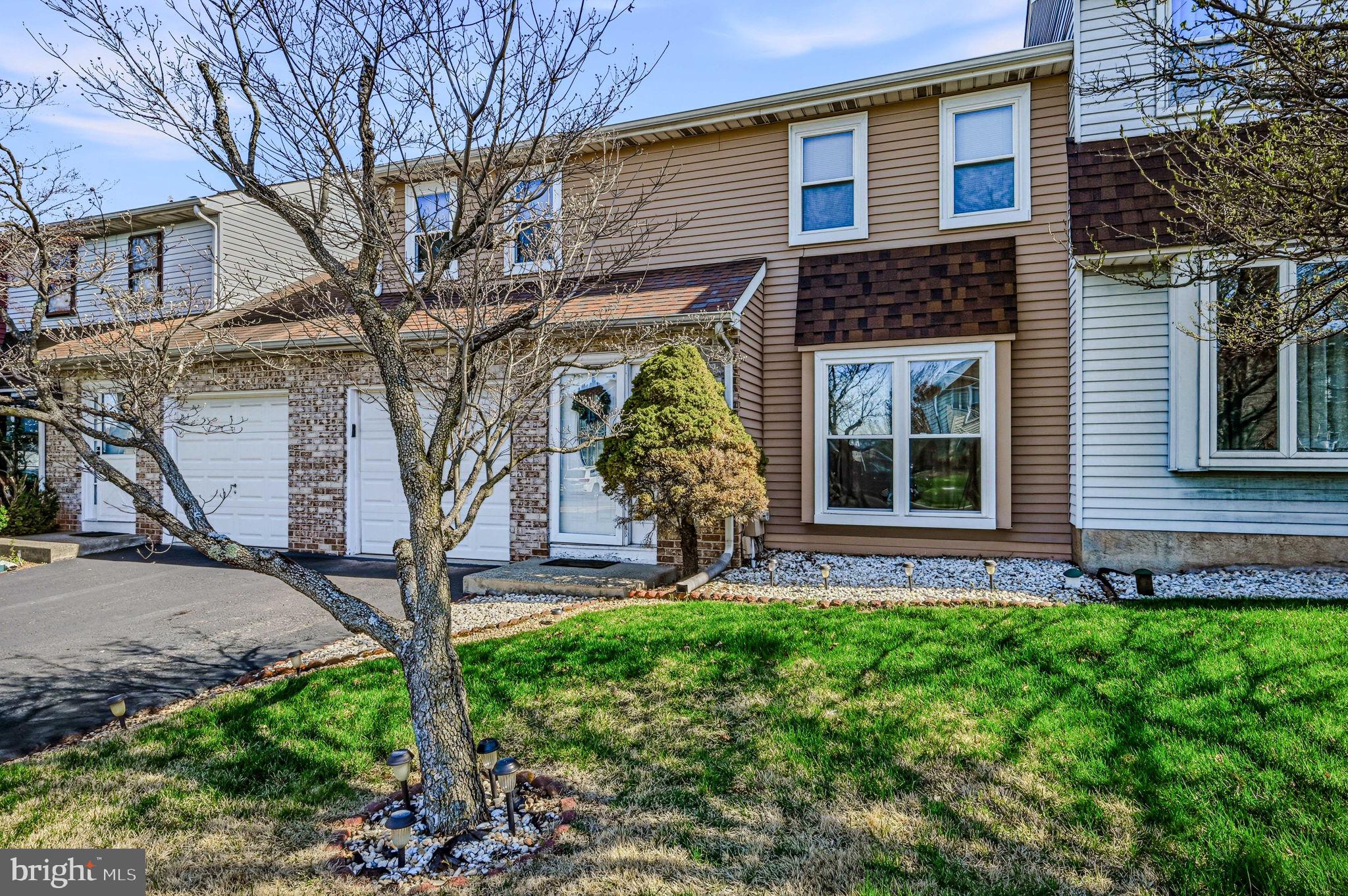 HARLEYSVILLE - Residential